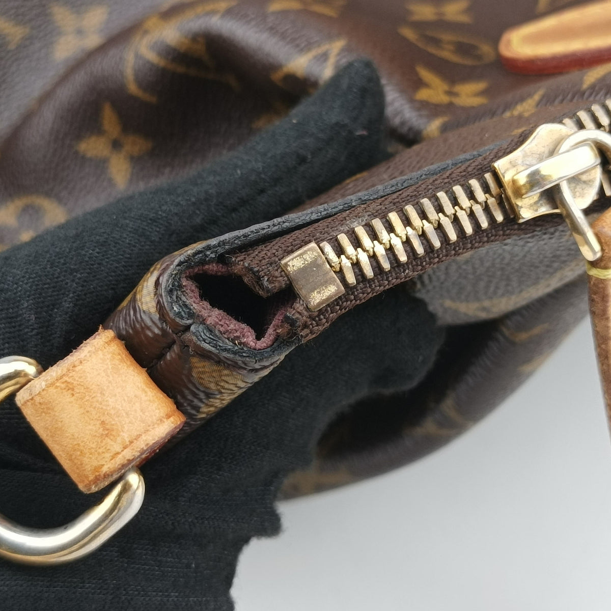 Vintage Louis Vuitton Turenne MM Brown Monogram canvas M48814 shoulderbag | stylenewstar
