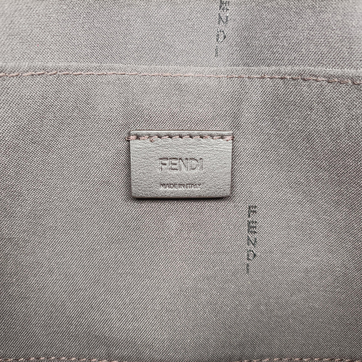 Pre-owned Fendi Kan I F Brown Leather 8BS032 shoulderbag | stylenewstar