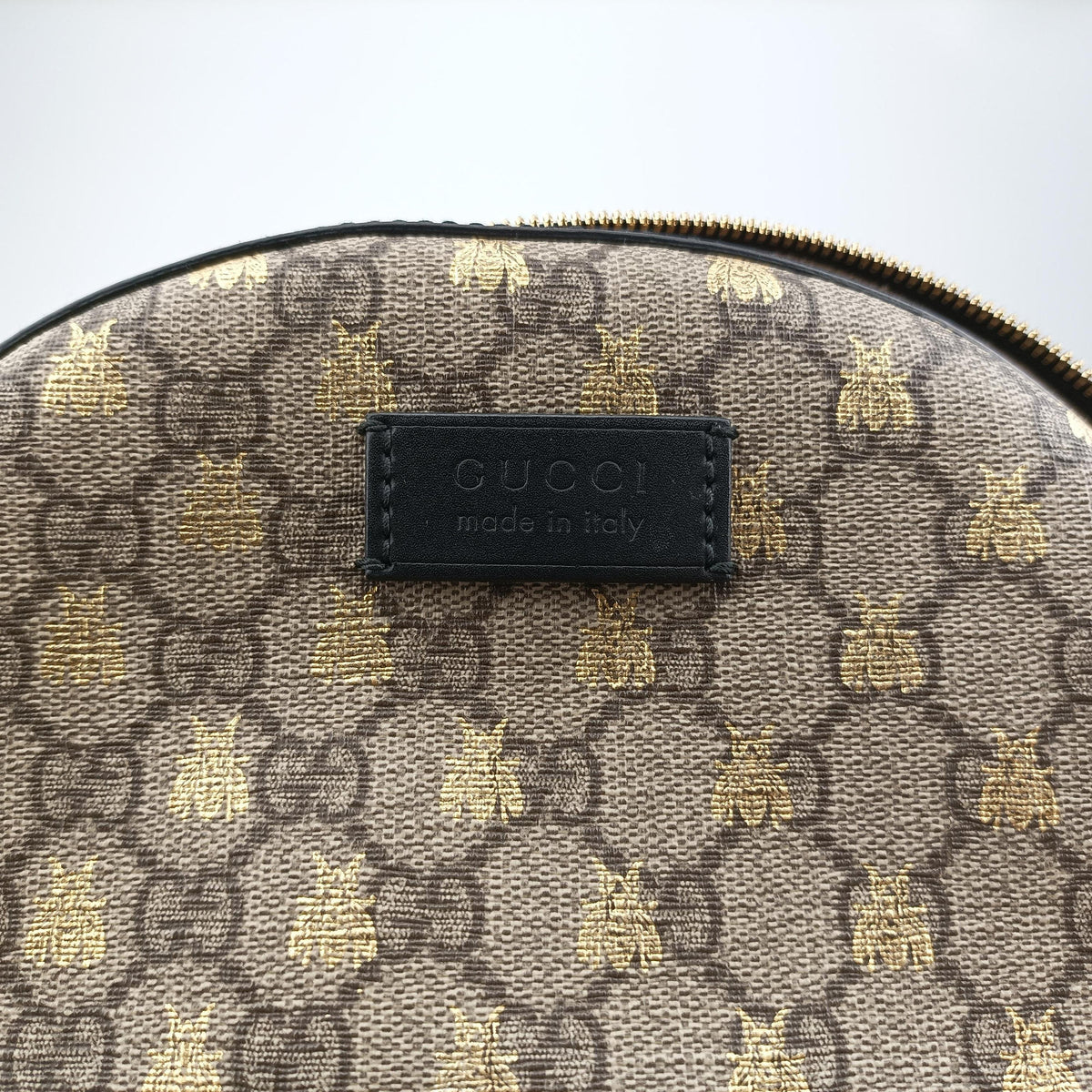 Pre-owned Gucci Bee GG Supreme beige×black PVC coated canvas×leather 427042 backpack/rucksack | stylenewstar