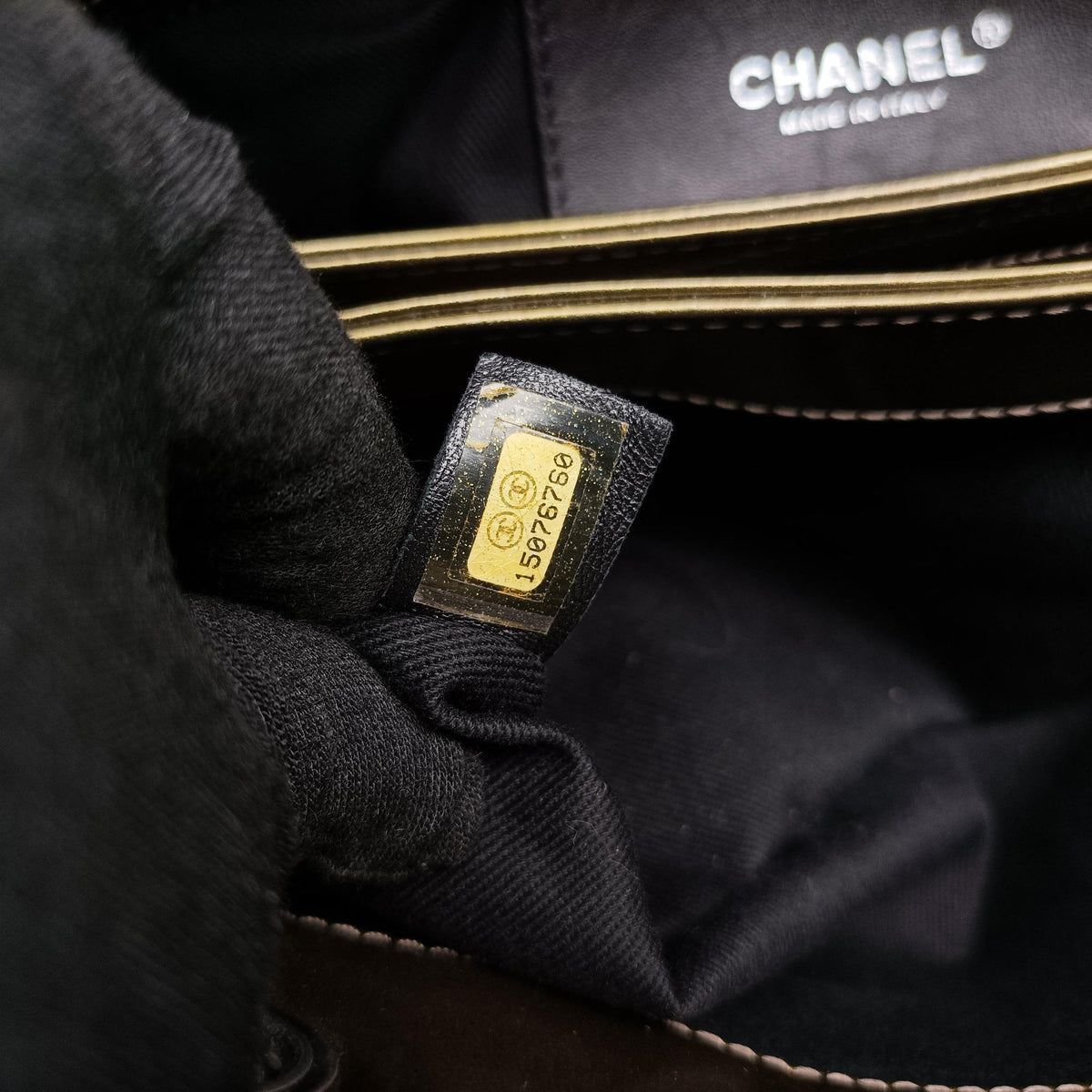 Vintage Chanel Mademoiselle Bowling Golden Patent A50557 shoulderbag | stylenewstar