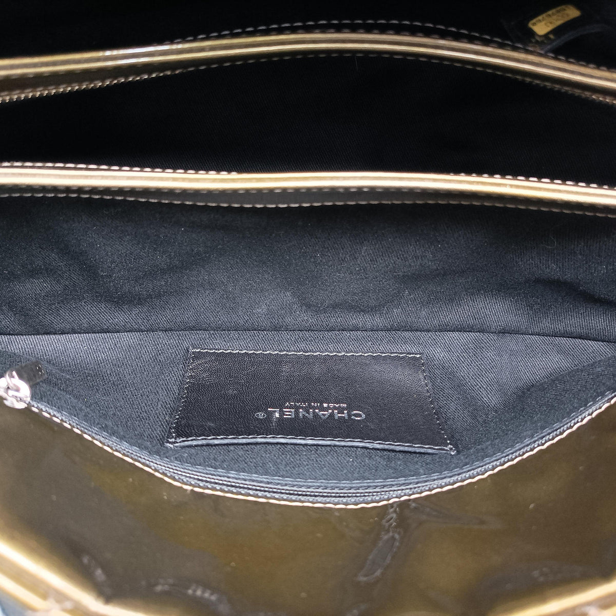 Vintage Chanel Mademoiselle Bowling Golden Patent A50557 shoulderbag | stylenewstar