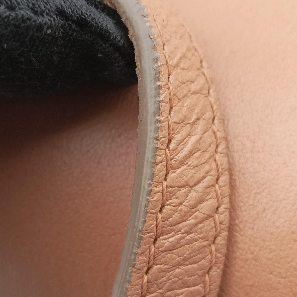 Pre-owned Givenchy Obsedia Camel Leather  shoulderbag | stylenewstar