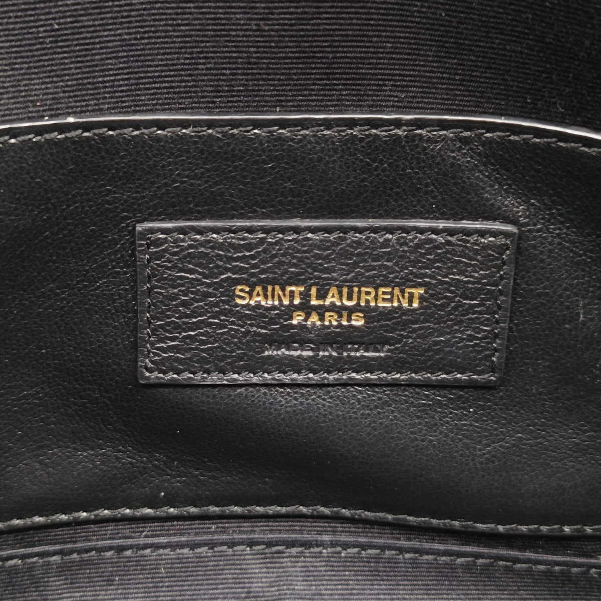 Pre-owned Yves Saint Laurent VICKY Red Patent Leather 557574 bum bag/waist bag | stylenewstar