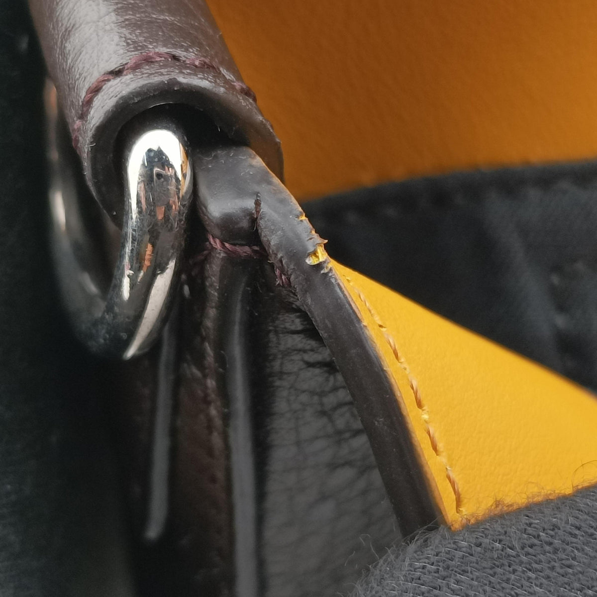 Secondhand Fendi Baguette Brown Leather 7VA472 shoulderbag | stylenewstar
