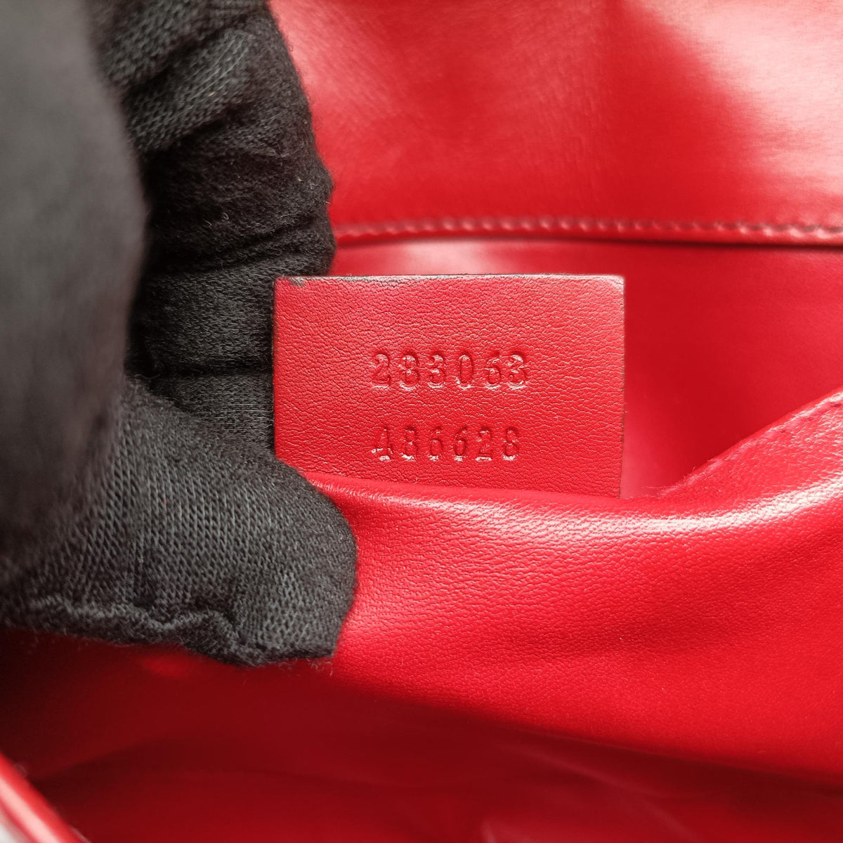 Pre-owned Gucci Emily Red Leather 283063 shoulderbag | stylenewstar