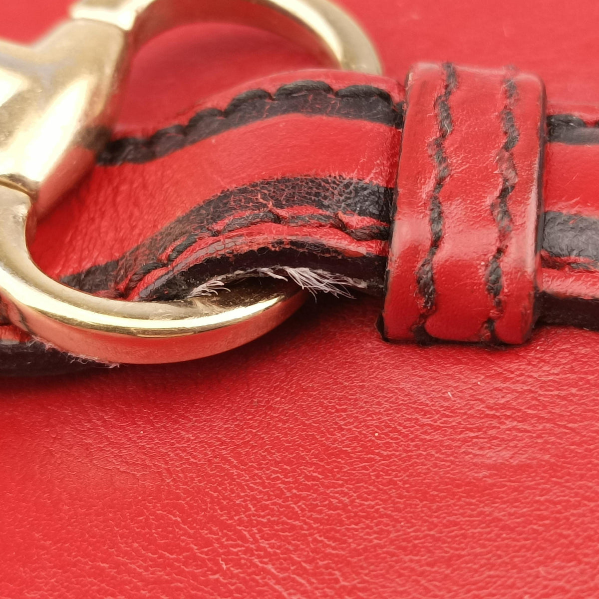 Pre-owned Gucci Emily Red Leather 283063 shoulderbag | stylenewstar