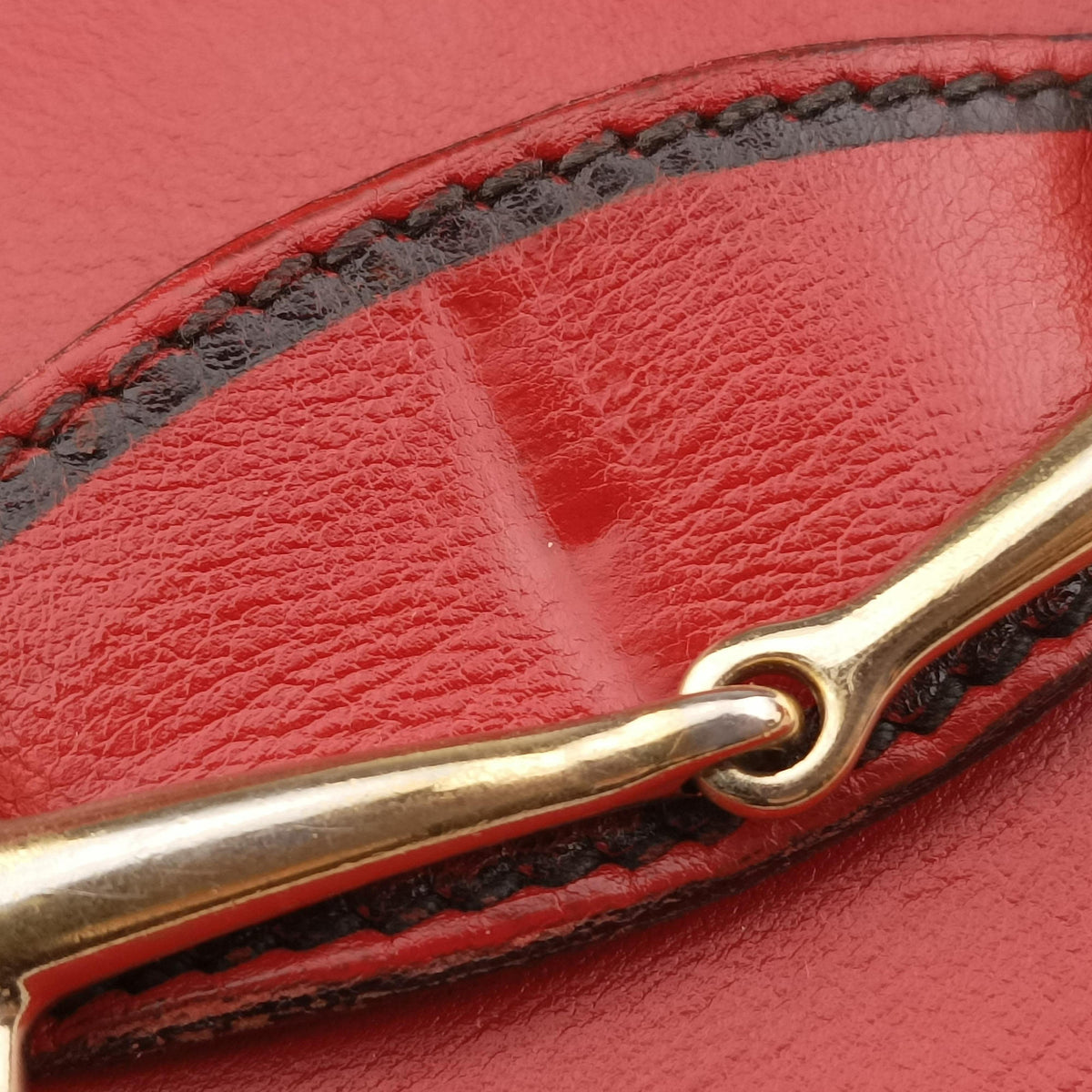 Pre-owned Gucci Emily Red Leather 283063 shoulderbag | stylenewstar