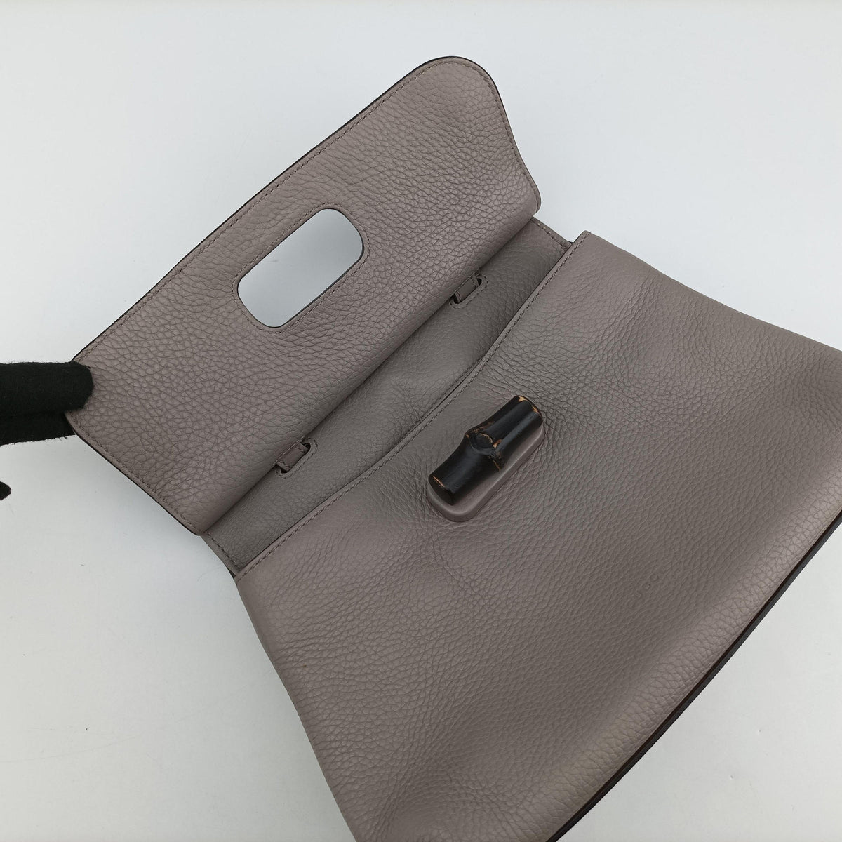 Pre-owned Gucci Bamboo Daily Grey Leather 370831 shoulderbag | stylenewstar