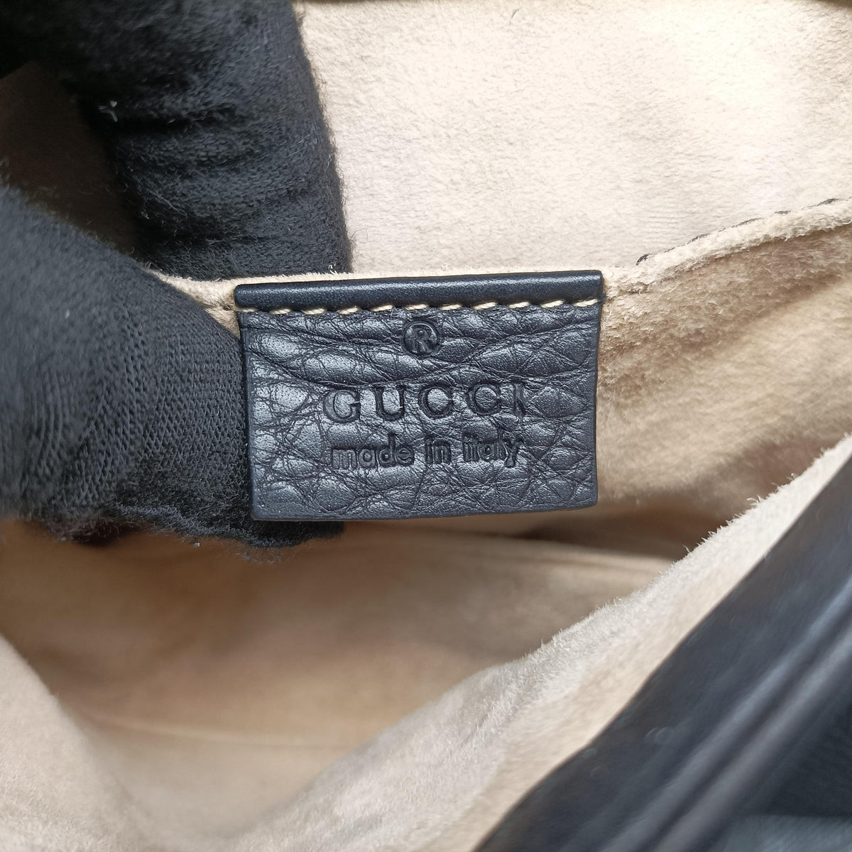 Pre-owned Gucci 1973 Double G Black Leather 251821 shoulderbag | stylenewstar