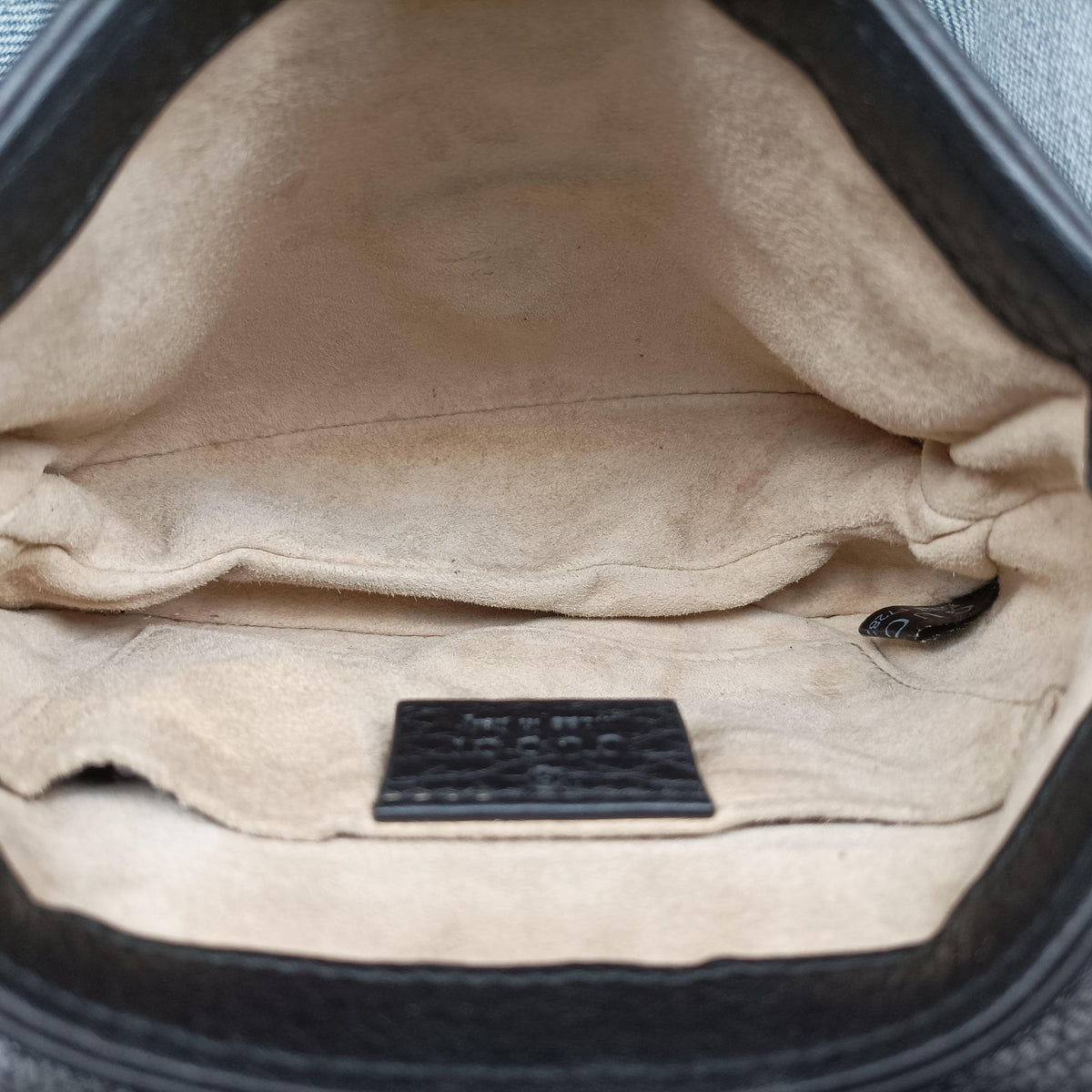 Pre-owned Gucci 1973 Double G Black Leather 251821 shoulderbag | stylenewstar