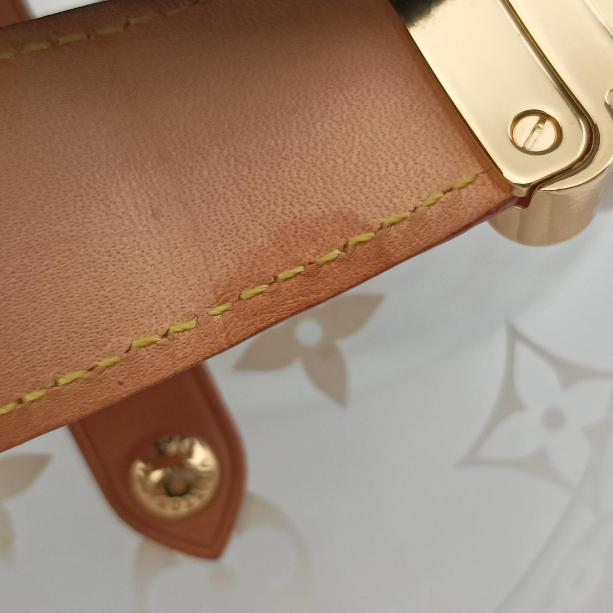 Secondhand Louis Vuitton Box Scott Transparent Monogram Plexiglass GI0203 vanitybag | stylenewstar
