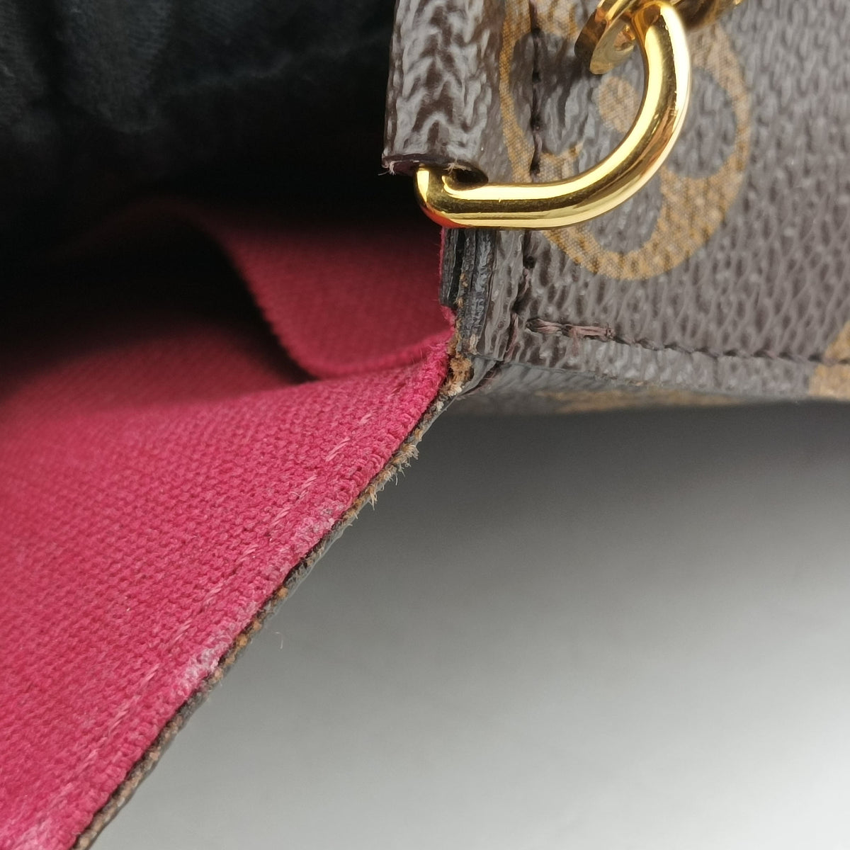 Secondhand Louis Vuitton Pochette Felicie Brown Monogram Canvas M61276 shoulderbag | stylenewstar