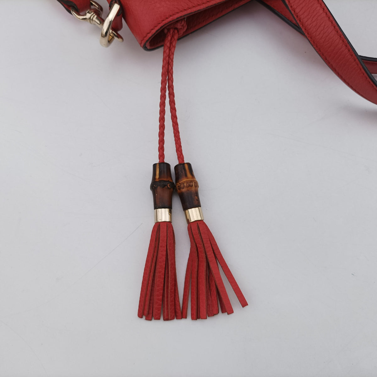 Pre-owned Gucci Bamboo tassel fringe Red Leather 365346 shoulderbag | stylenewstar