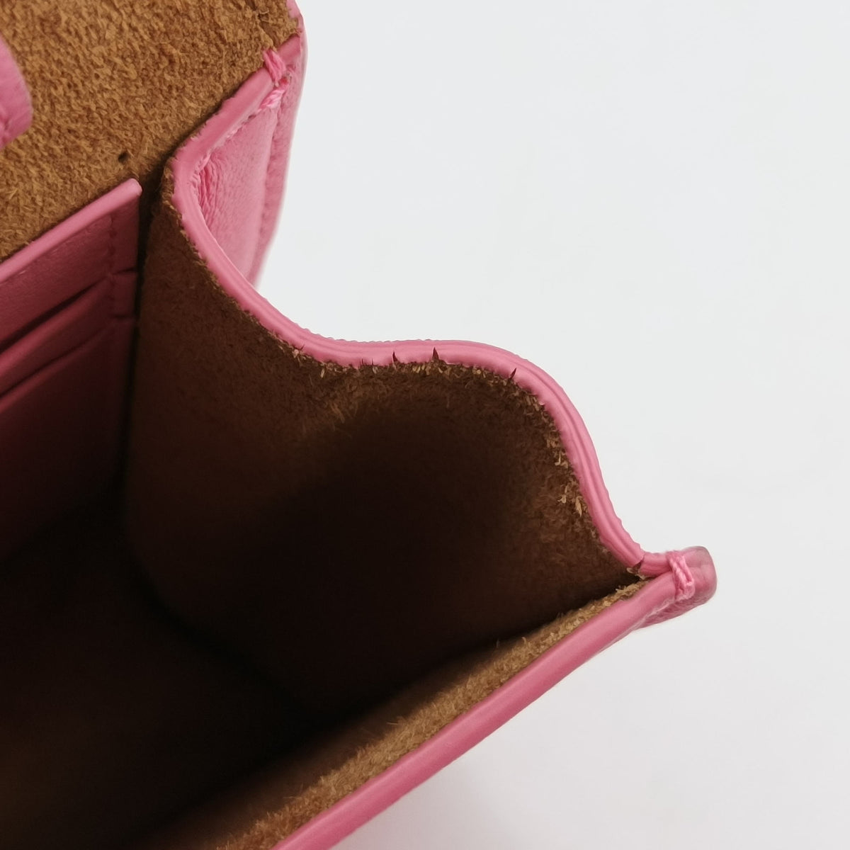Secondhand Bottega Veneta Cassette Pink lambskin  shoulderbag | stylenewstar