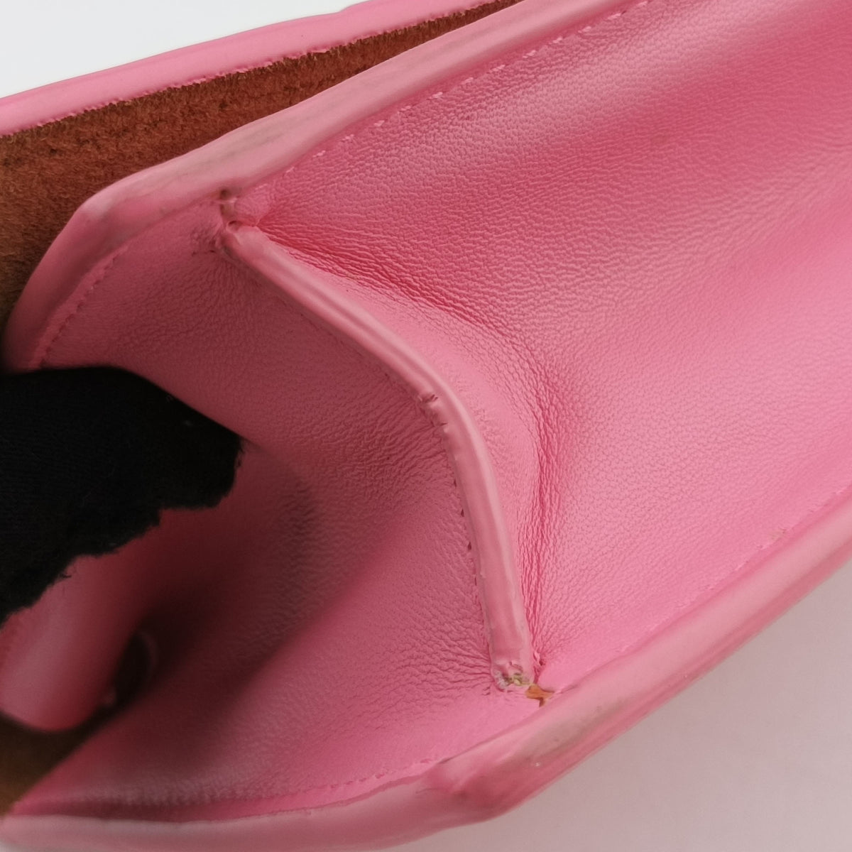 Secondhand Bottega Veneta Cassette Pink lambskin  shoulderbag | stylenewstar