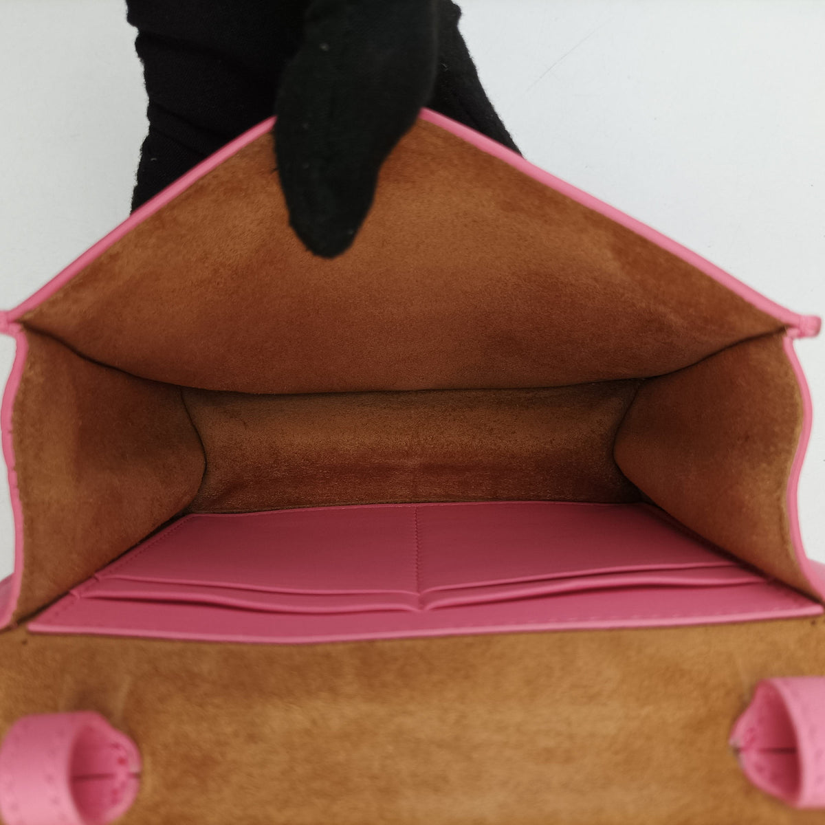 Secondhand Bottega Veneta Cassette Pink lambskin  shoulderbag | stylenewstar
