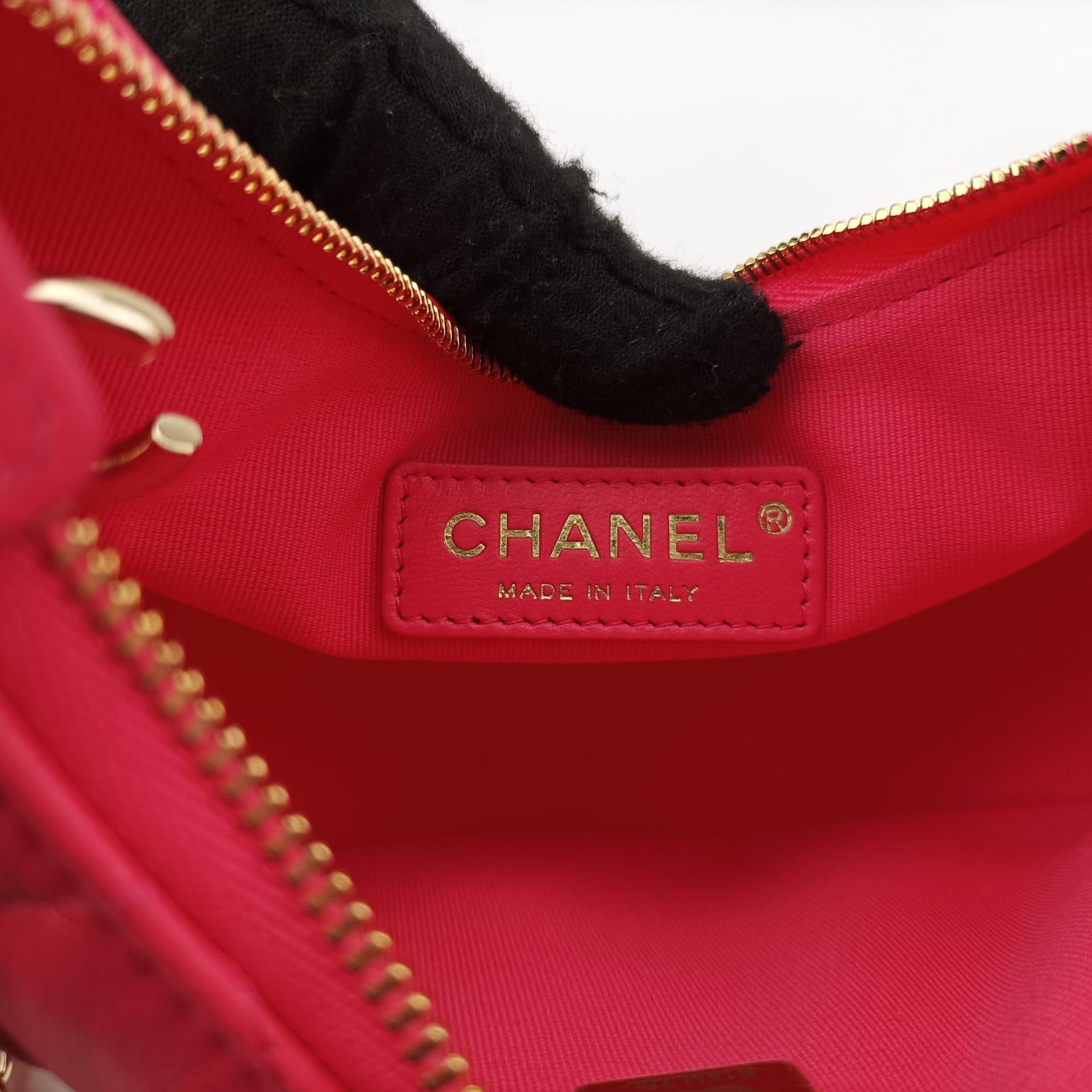 Pre-owned Chanel Around Hobo Matelasse Rose lambskin AS3917 shoulderbag | stylenewstar