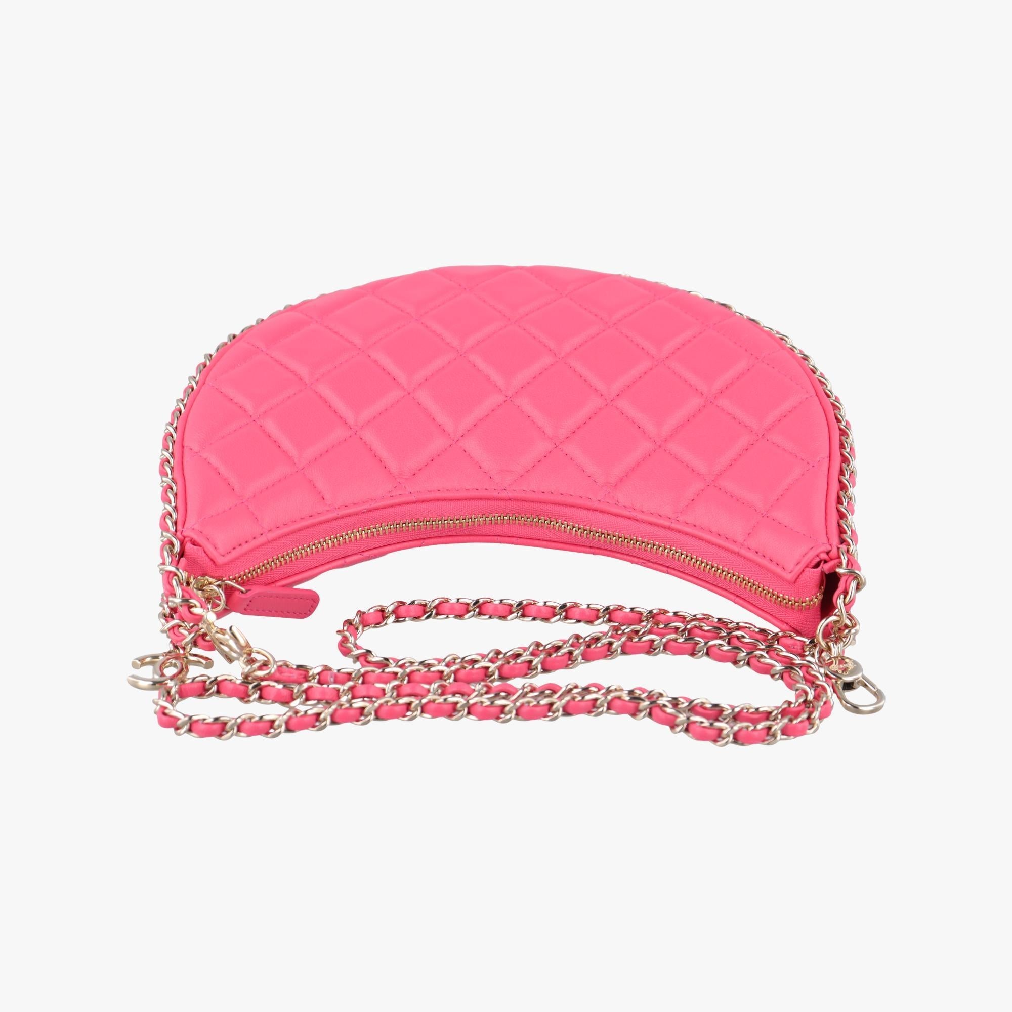 Pre-owned Chanel Around Hobo Matelasse Rose lambskin AS3917 shoulderbag | stylenewstar