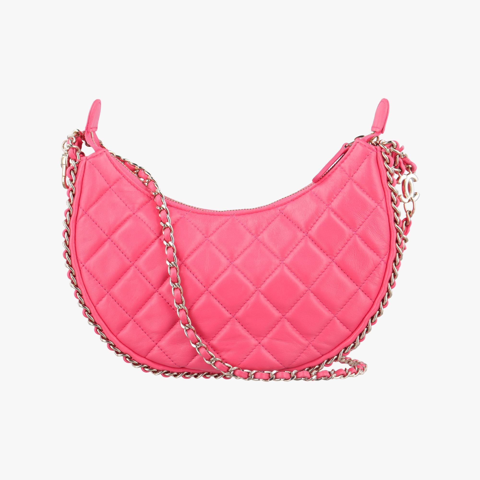 Pre-owned Chanel Around Hobo Matelasse Rose lambskin AS3917 crossbodybag | stylenewstar