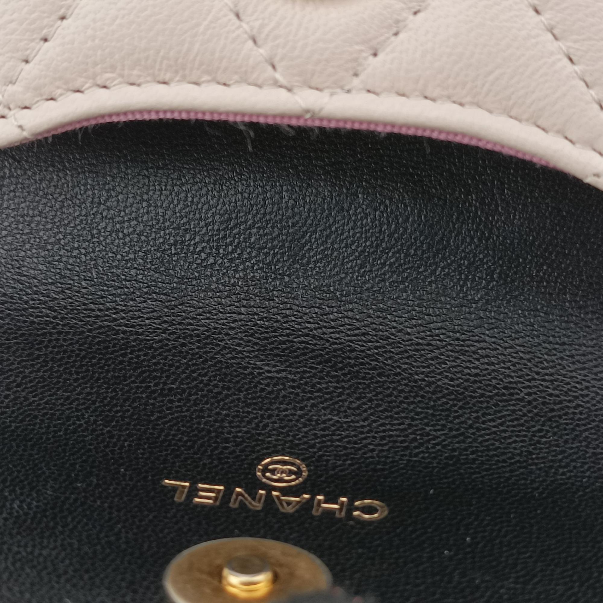 Pre-owned Chanel Bicolor matelasse Multicolour lambskin AP3249 bum bag/waist bag | stylenewstar