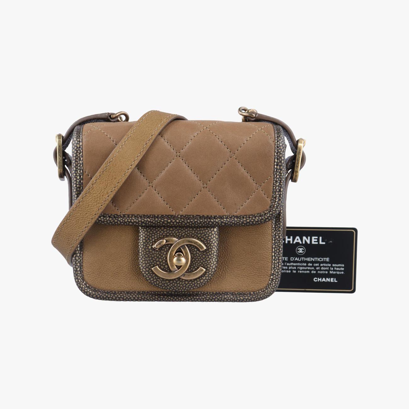Pre-owned Chanel Back To School Mini Flap Golden Leather A67252 shoulderbag | stylenewstar