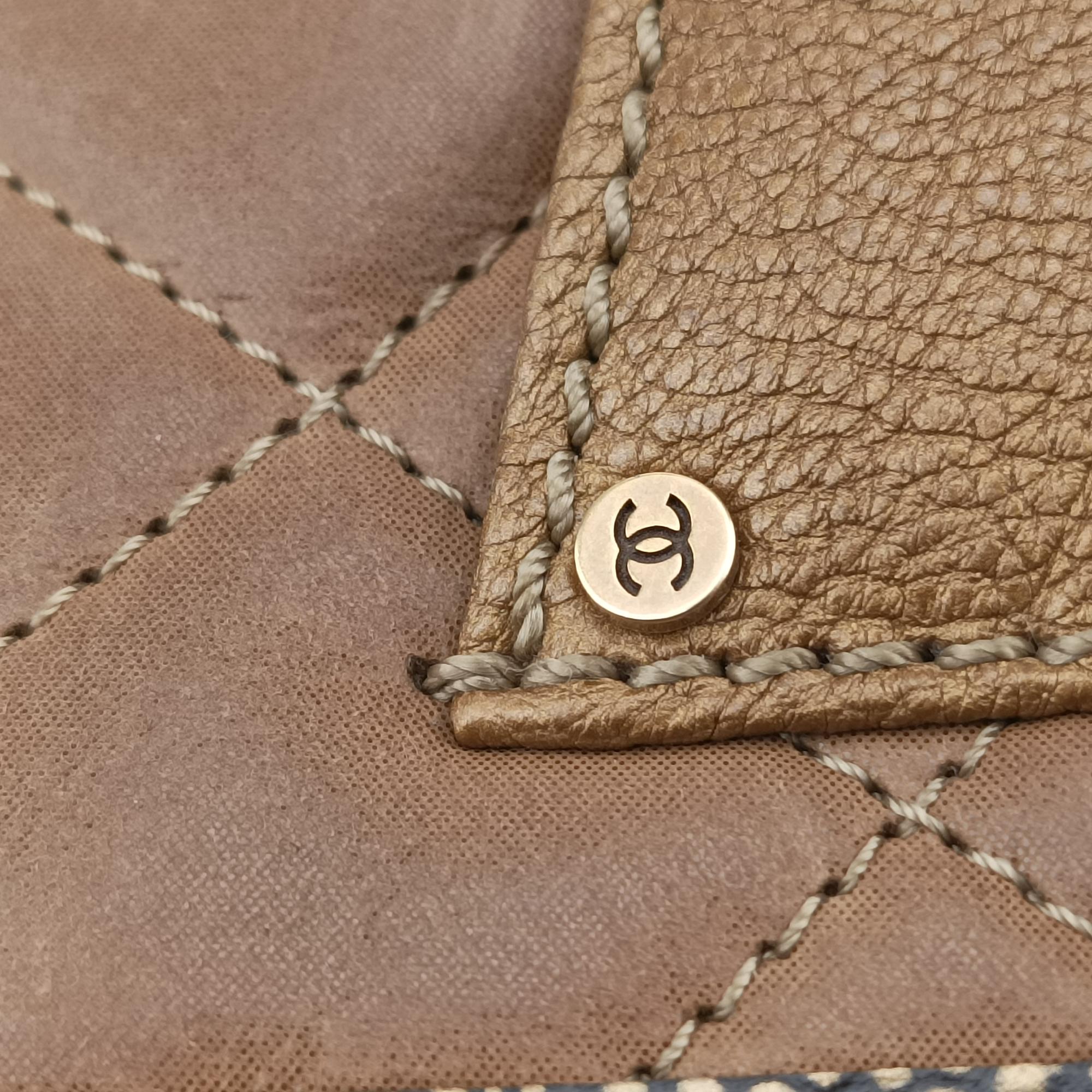 Pre-owned Chanel Back To School Mini Flap Golden Leather A67252 shoulderbag | stylenewstar