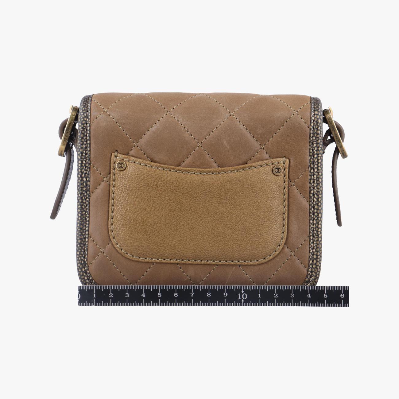 Pre-owned Chanel Back To School Mini Flap Golden Leather A67252 shoulderbag | stylenewstar