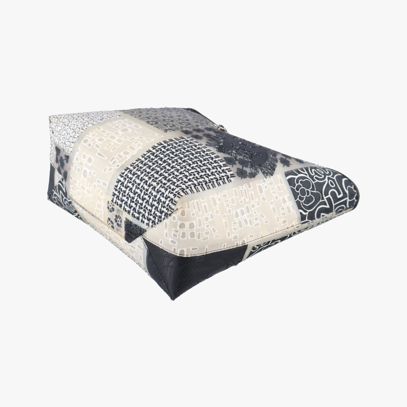 Pre-owned Chanel Patchwork Rubber Tote Multicolour Fabric × vinyl A50880 shoulderbag | stylenewstar