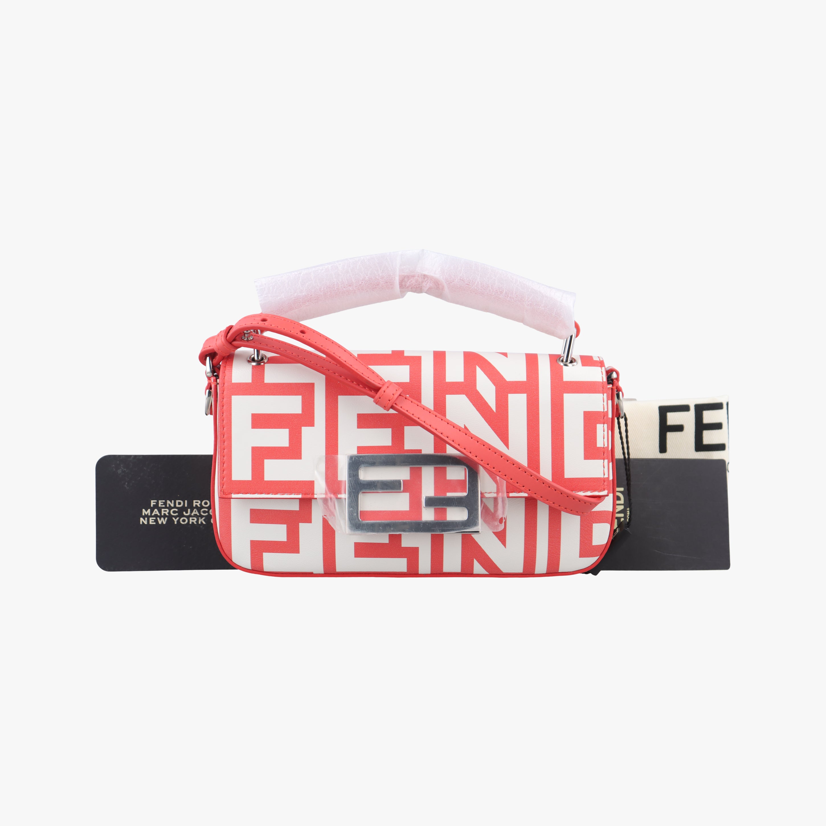 Pre-owned Fendi BAGUETTE Red×white Leather 7AS142 shoulderbag | stylenewstar