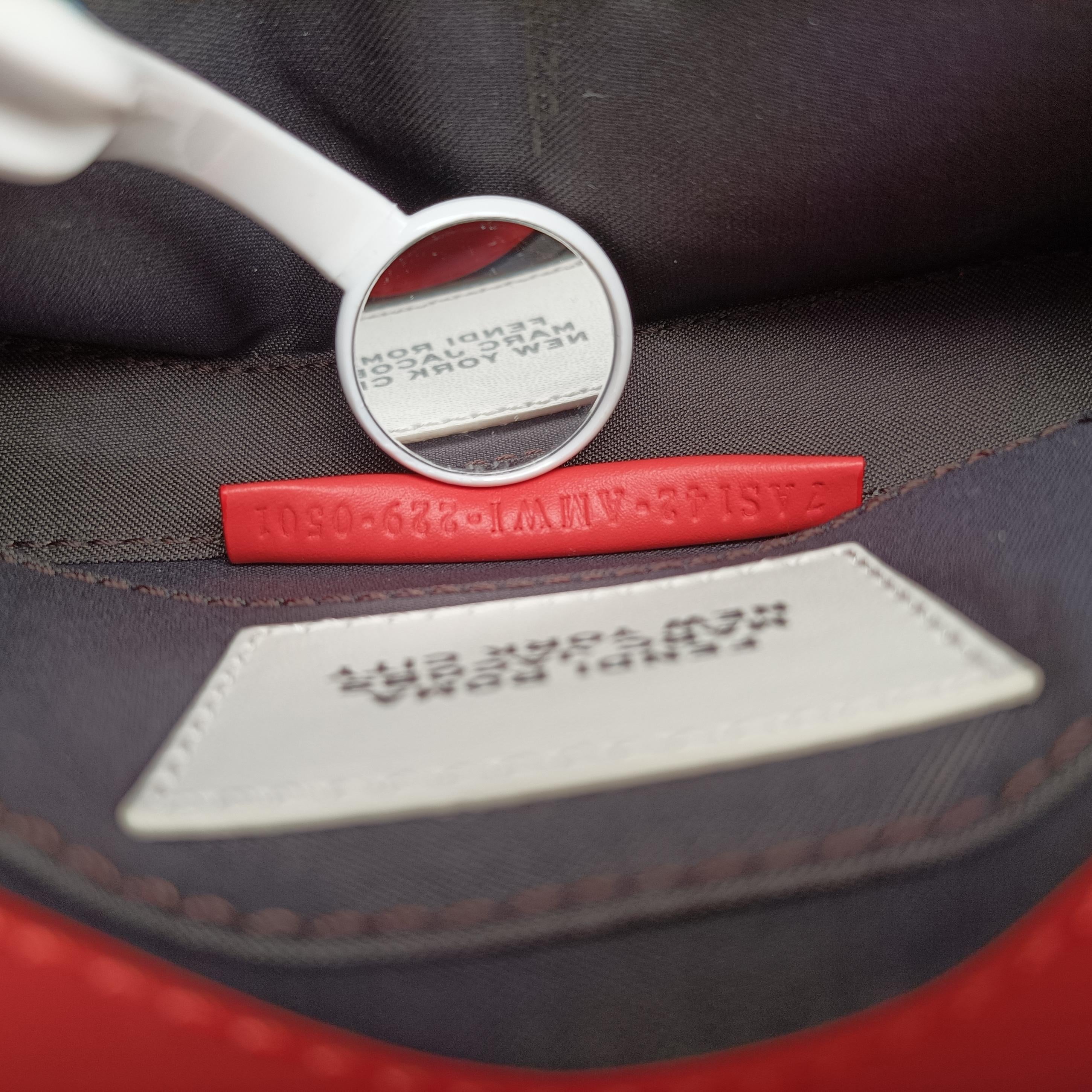 Pre-owned Fendi BAGUETTE Red×white Leather 7AS142 shoulderbag | stylenewstar