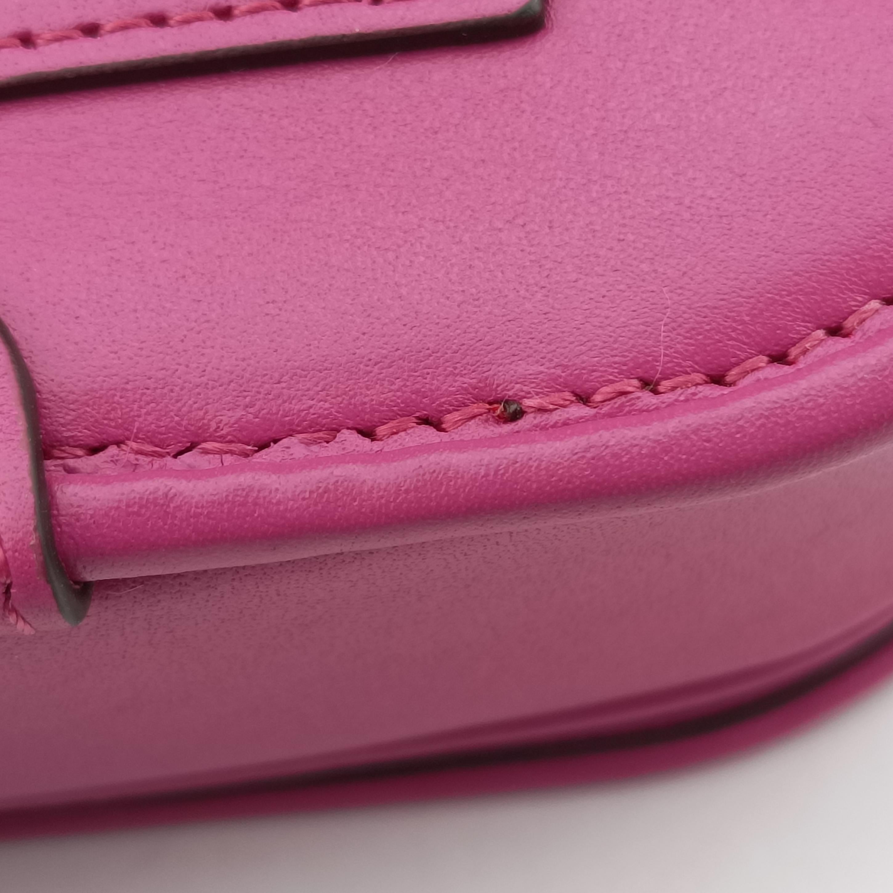 Pre-owned Fendi C'mon Small Pink Leather 7AS219 shoulderbag | stylenewstar