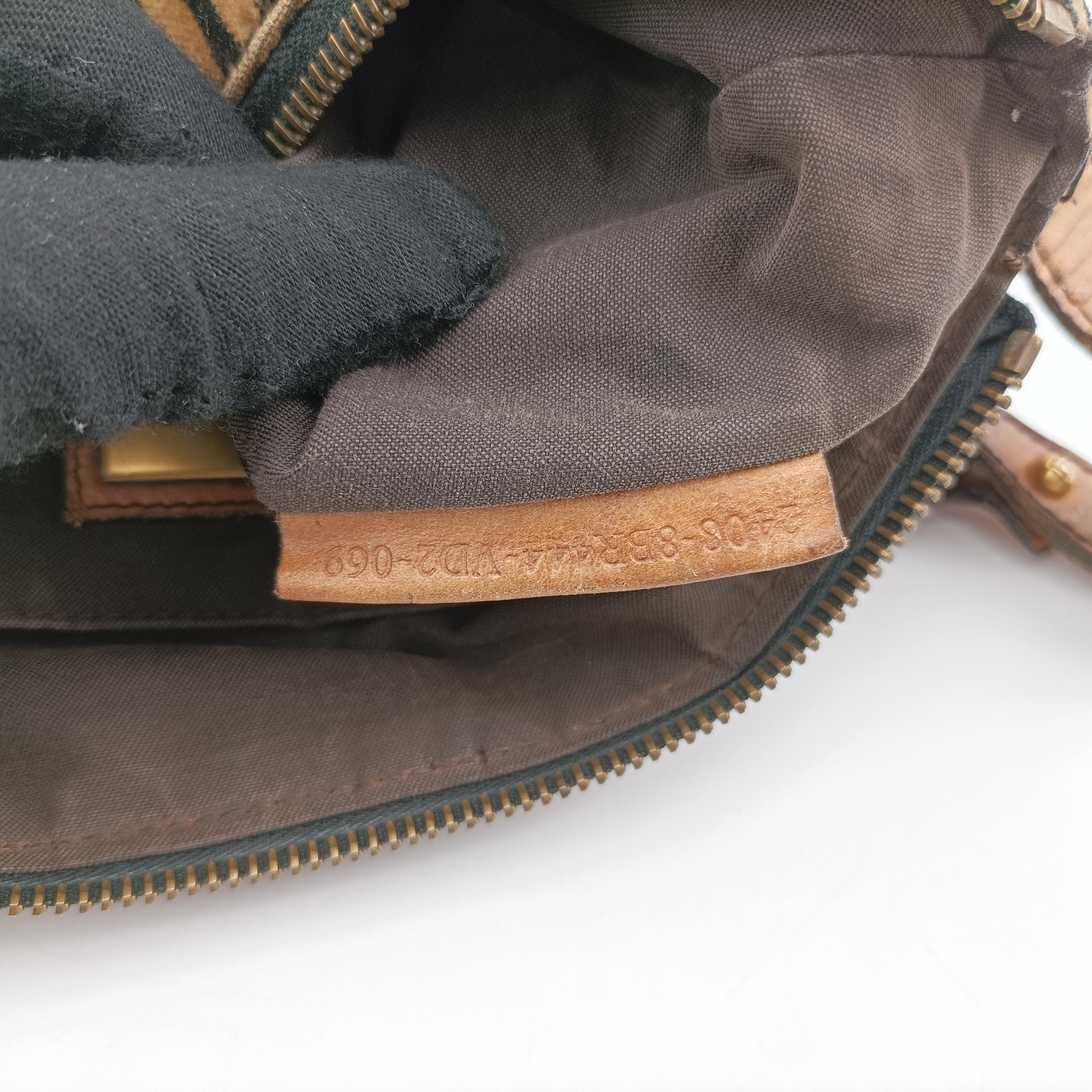 Secondhand Fendi Mamma Baguette Brown x Beige velour 8BR444 shoulderbag | stylenewstar