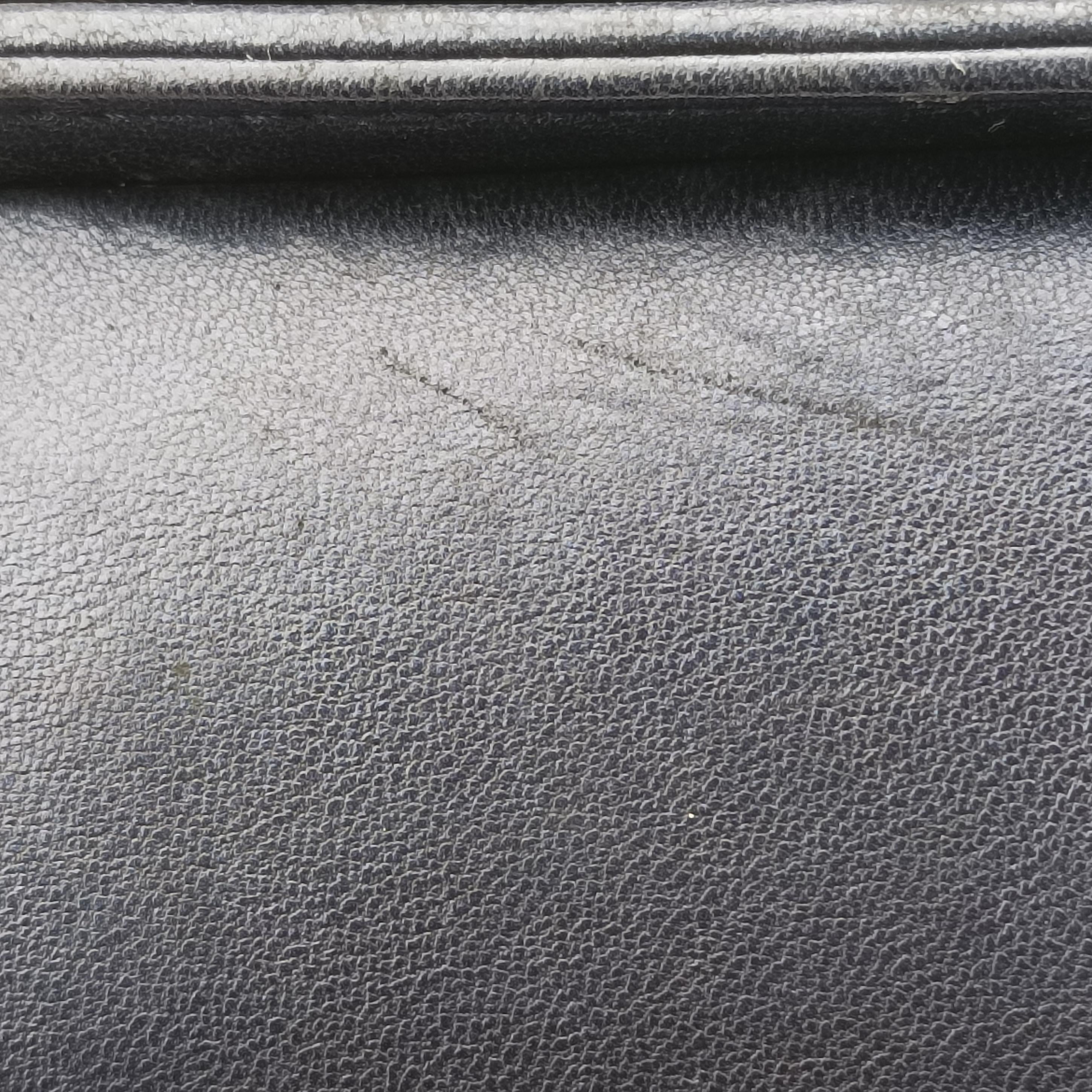 Pre-owned Chanel BOY CHANEL Navy Leather A92096 shoulderbag | stylenewstar