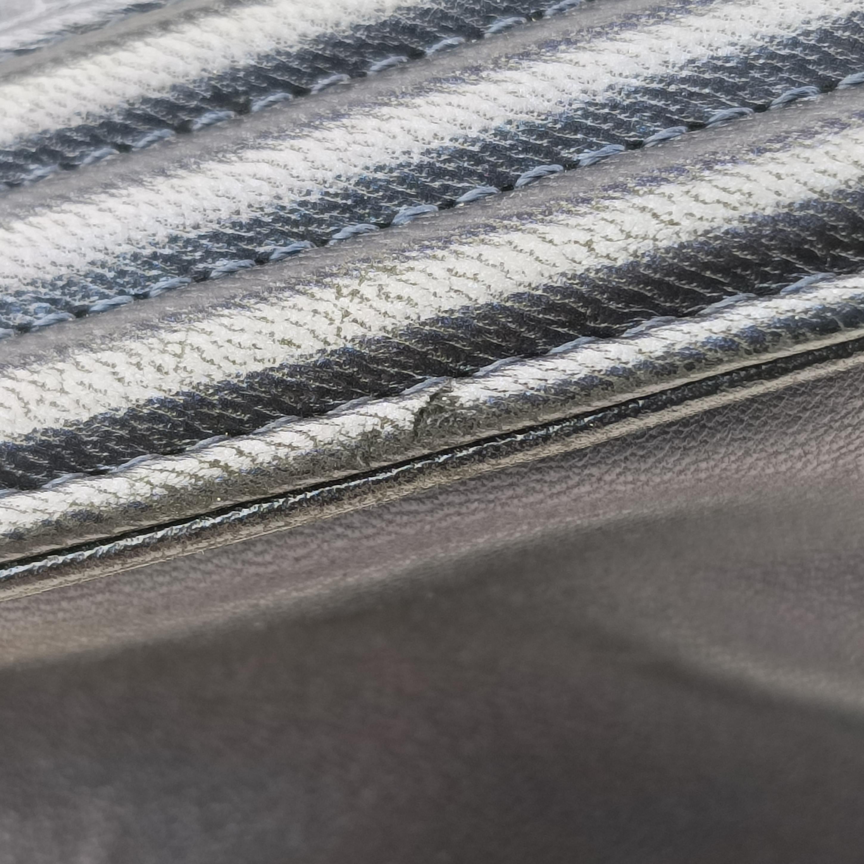 Pre-owned Chanel BOY CHANEL Navy Leather A92096 shoulderbag | stylenewstar