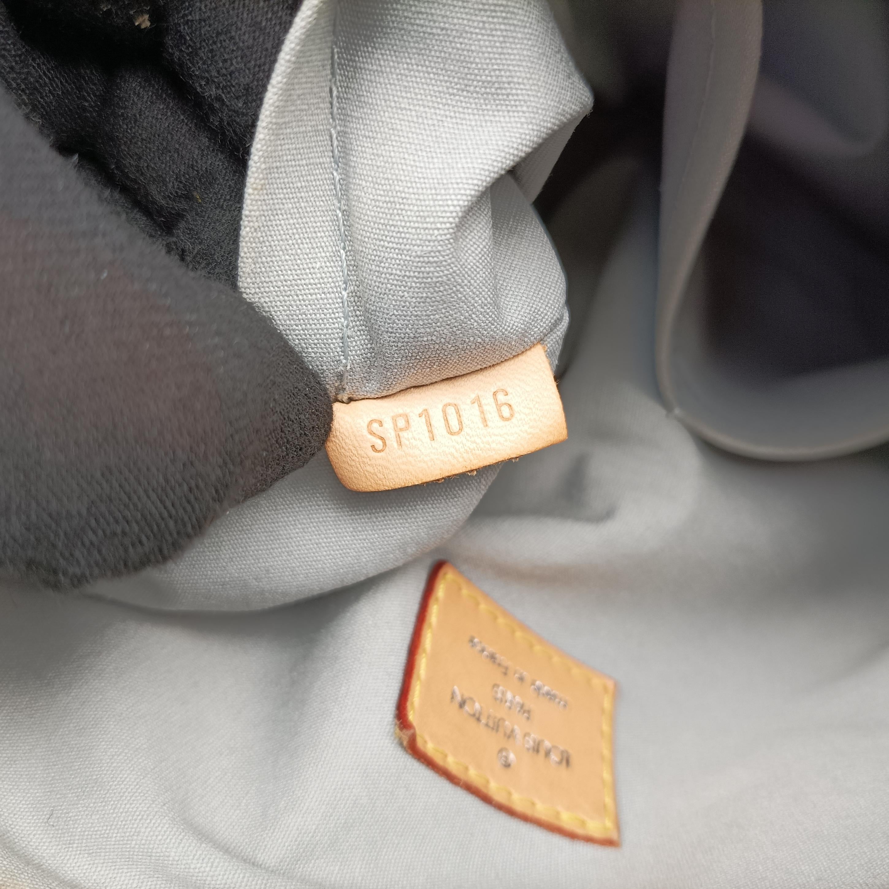 Secondhand Louis Vuitton Speedy 30 Silver Monogram Miroir M95271 handbag | stylenewstar