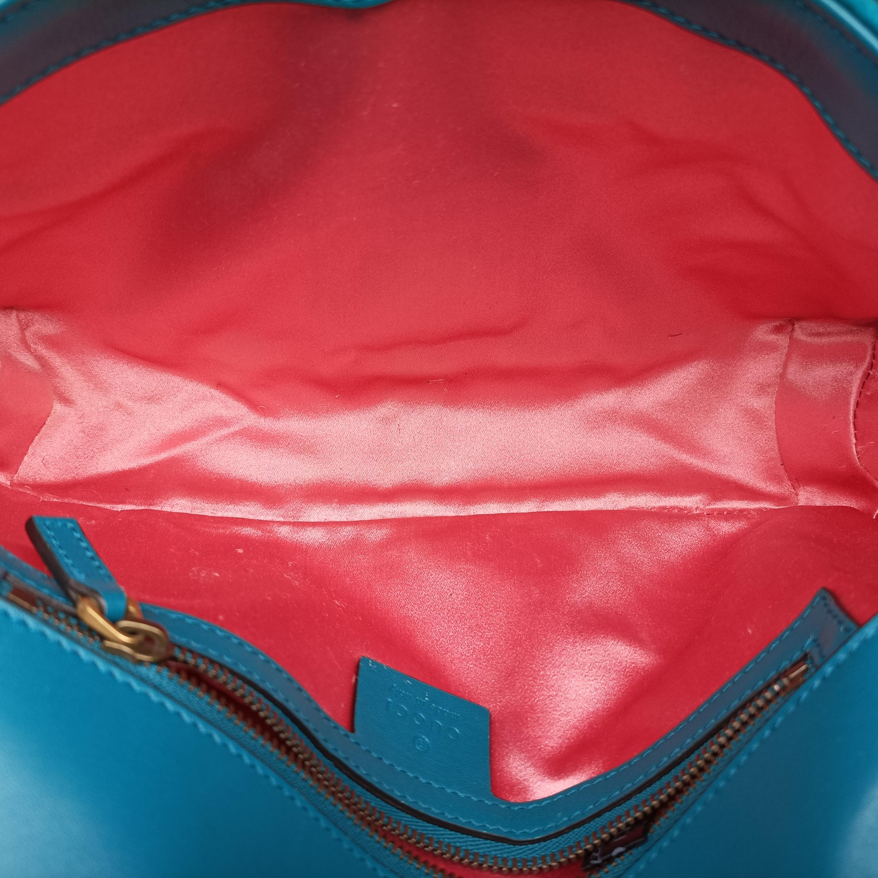 Secondhand Gucci GG Marmont Green velour 443497 shoulderbag | stylenewstar