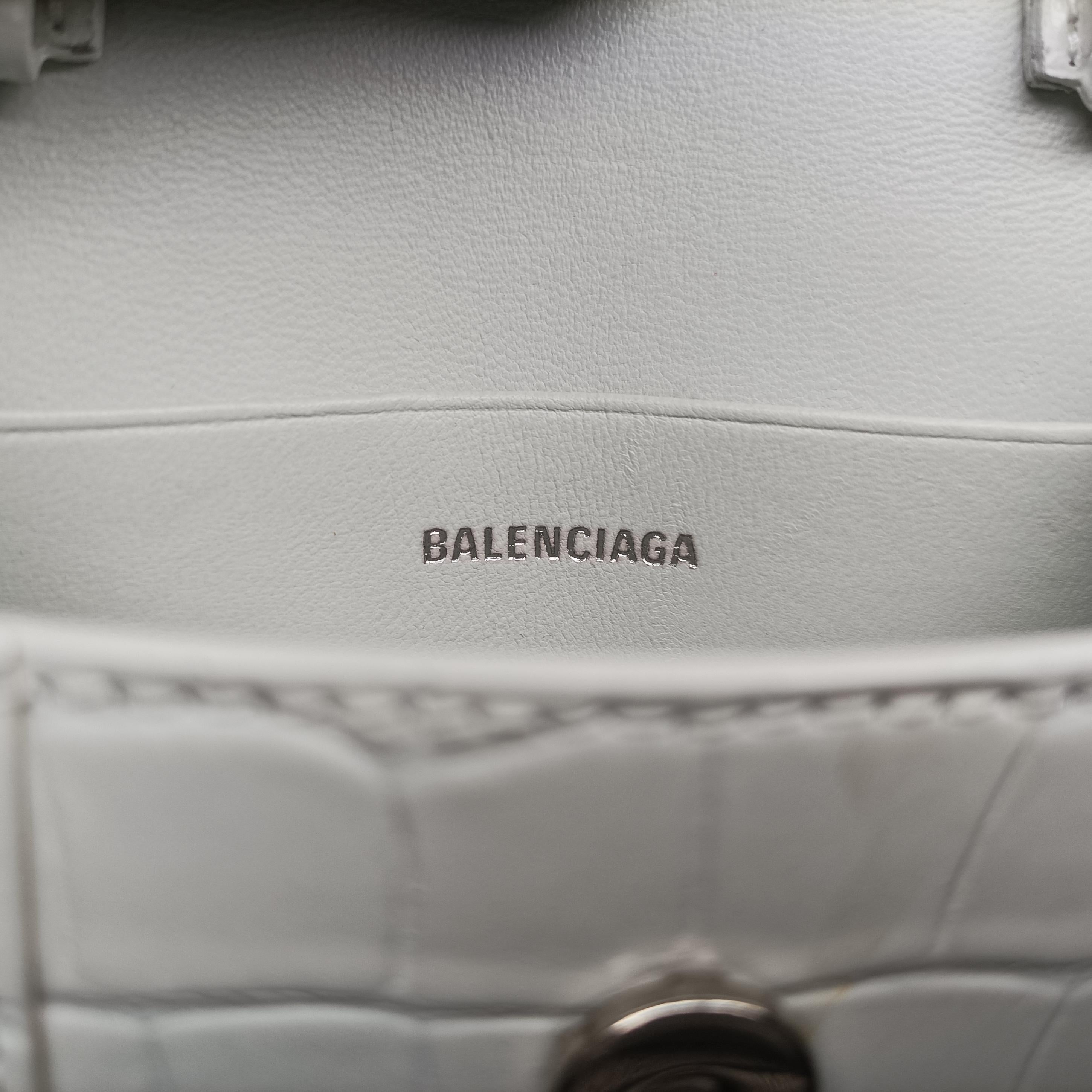 Pre-owned Balenciaga Hourglass mini White leather  shoulderbag | stylenewstar