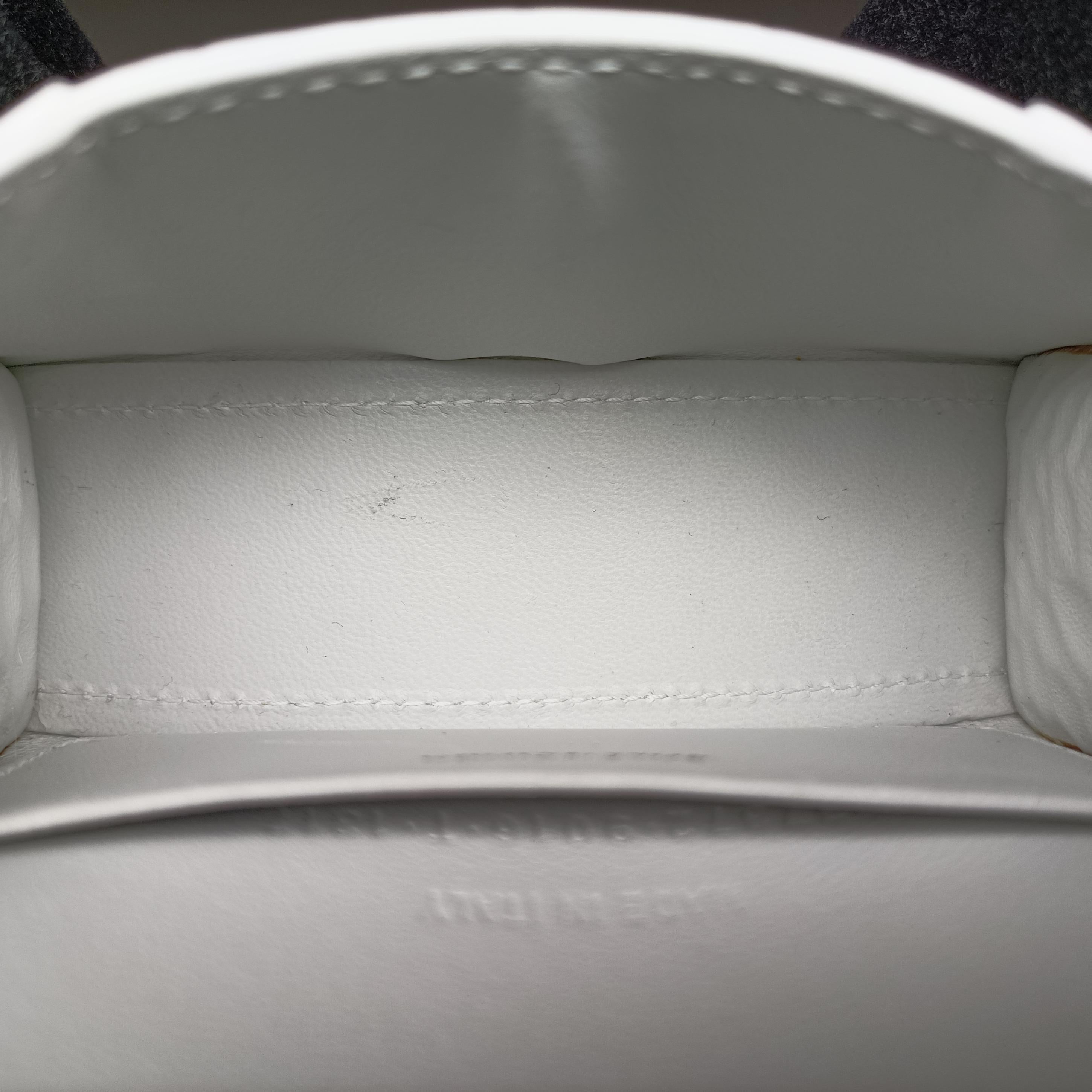 Pre-owned Balenciaga Hourglass mini White leather  shoulderbag | stylenewstar