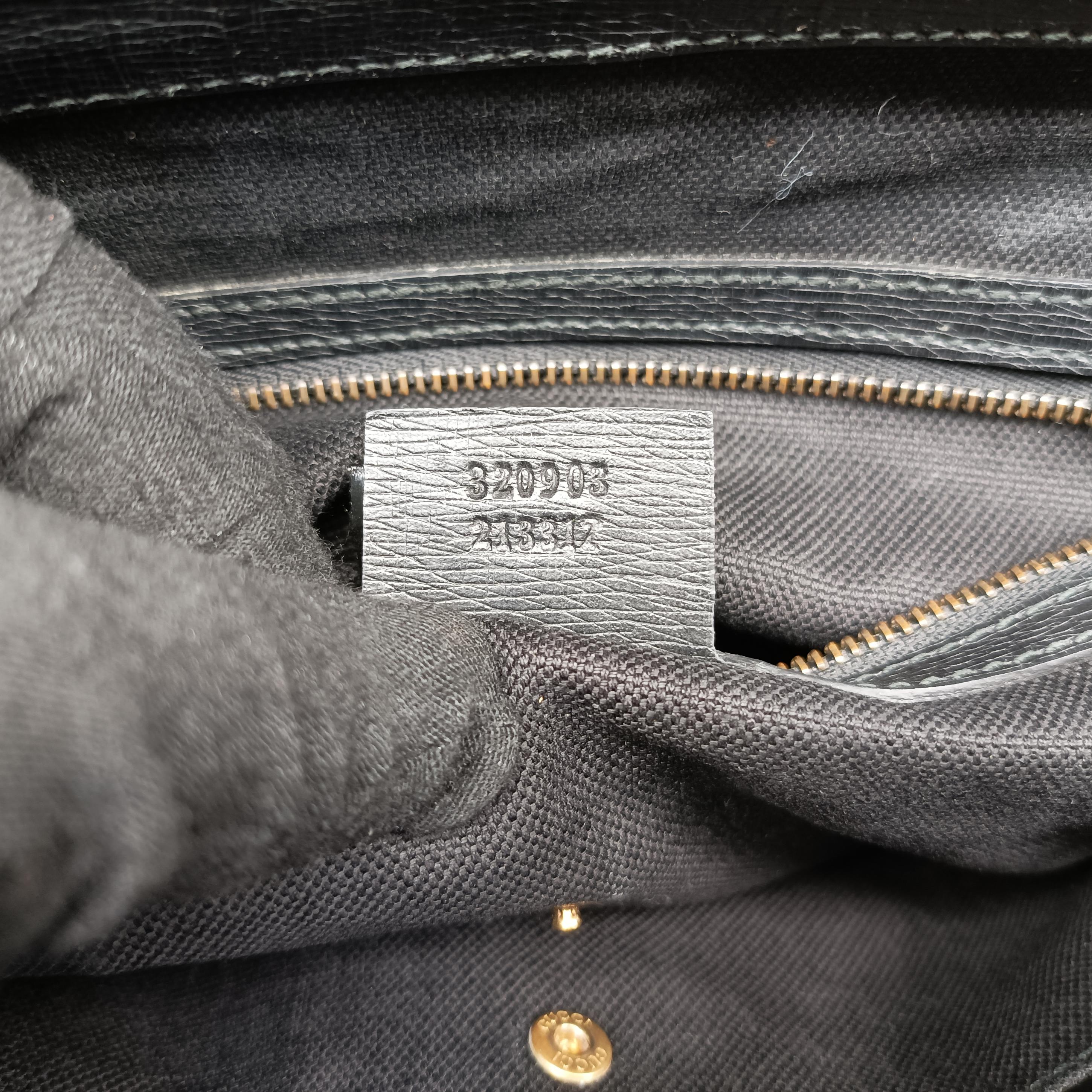 Vintage Gucci Bright Bit Black Leather 320903 shoulderbag | stylenewstar