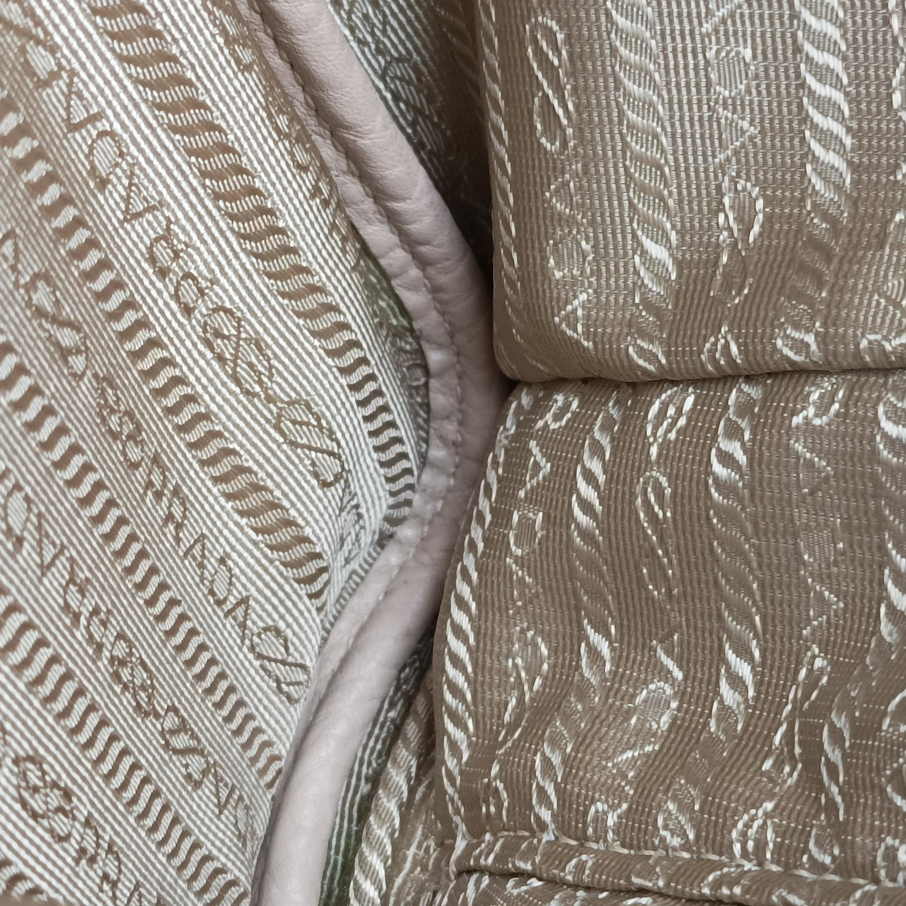 Secondhand Prada Vitello Beige leather  handbag | stylenewstar