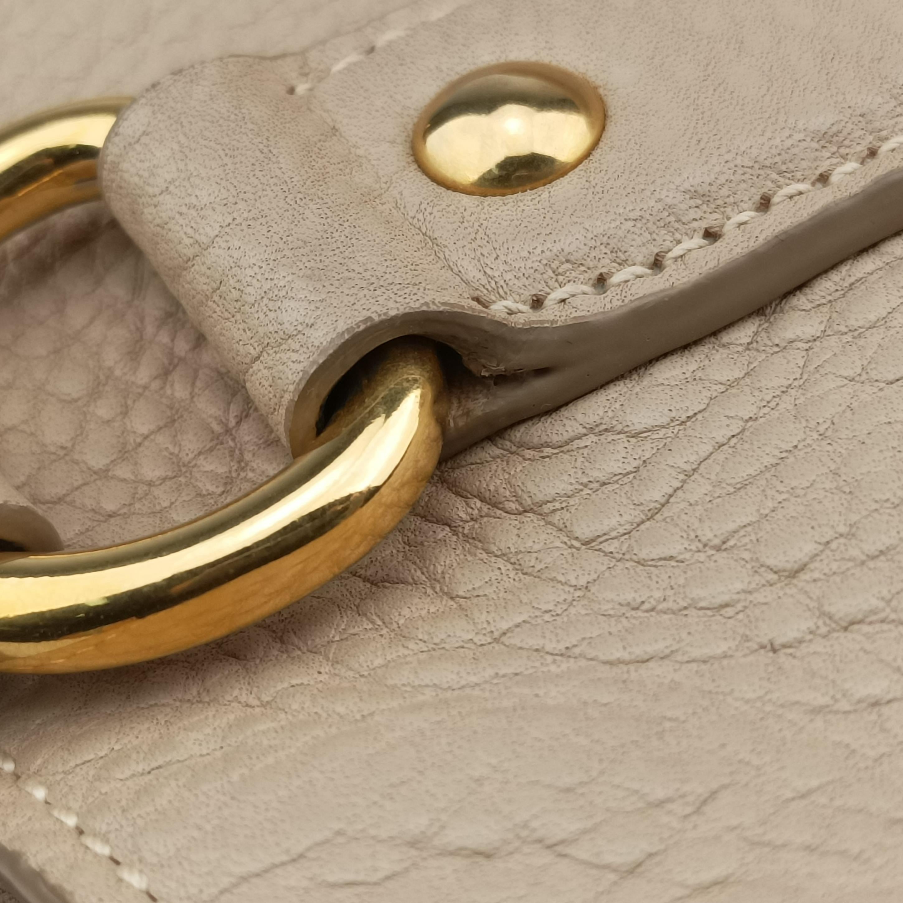 Secondhand Prada Vitello Beige leather  handbag | stylenewstar