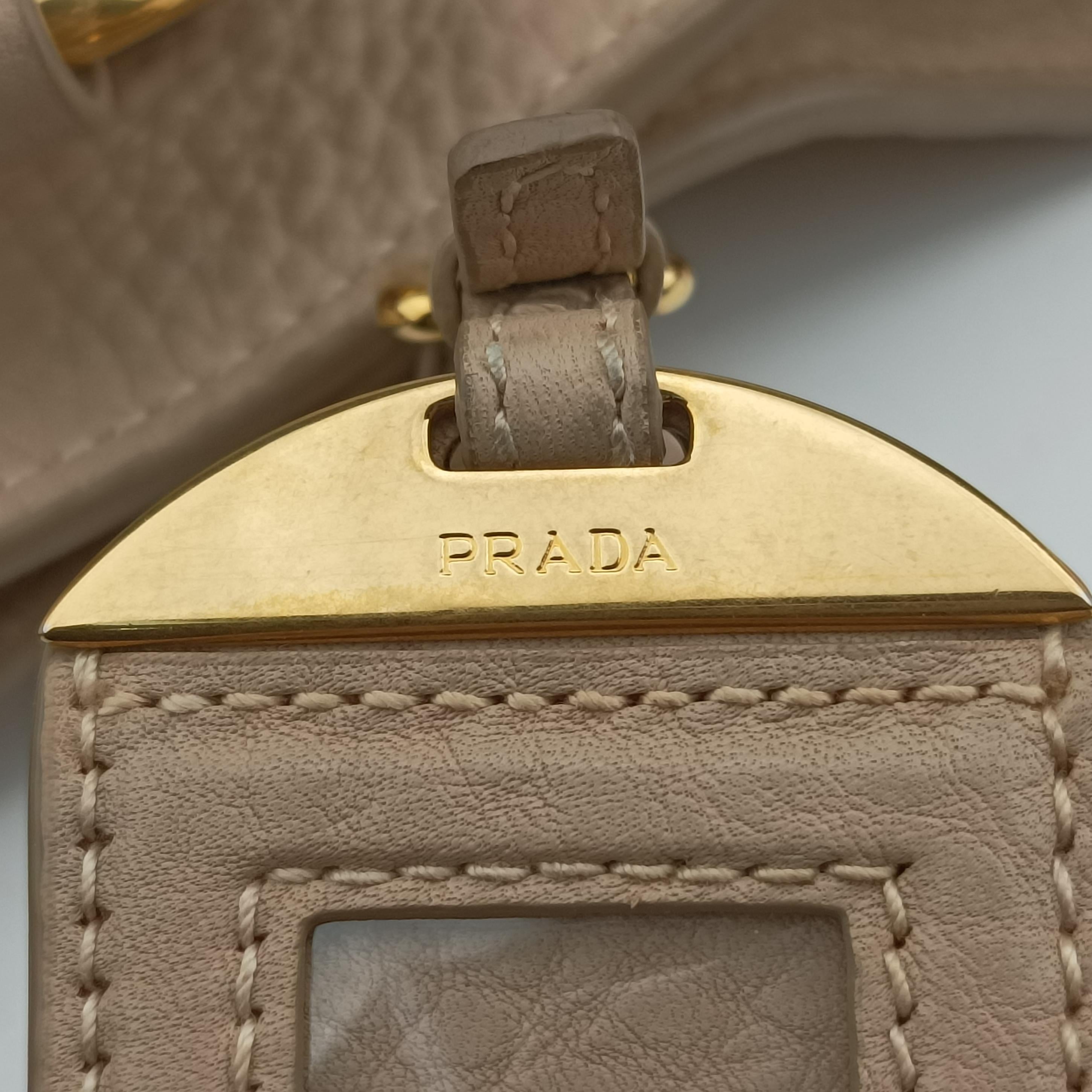 Secondhand Prada Vitello Beige leather  handbag | stylenewstar