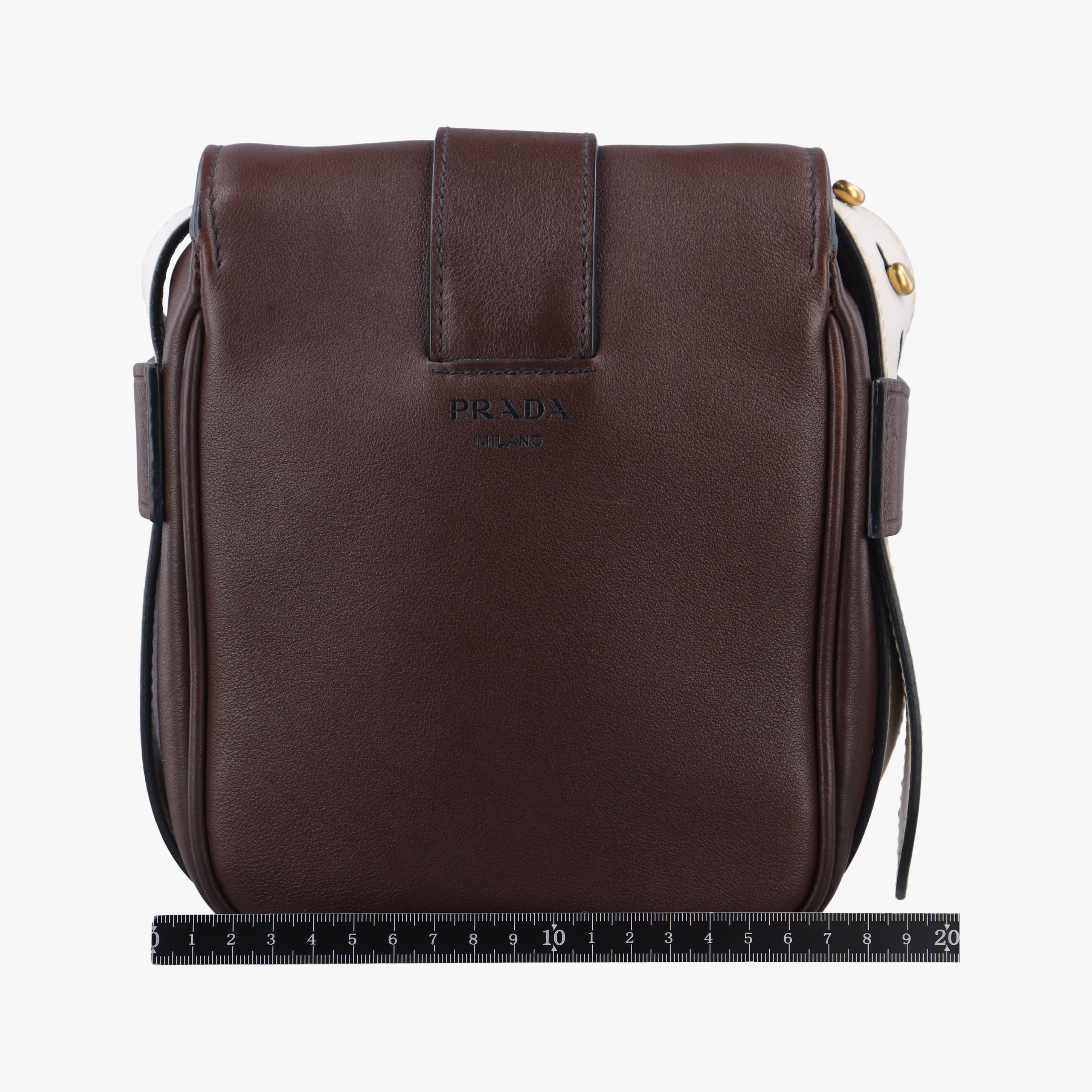 Secondhand Prada Vitello Daino Messenger Brown leather  shoulderbag | stylenewstar