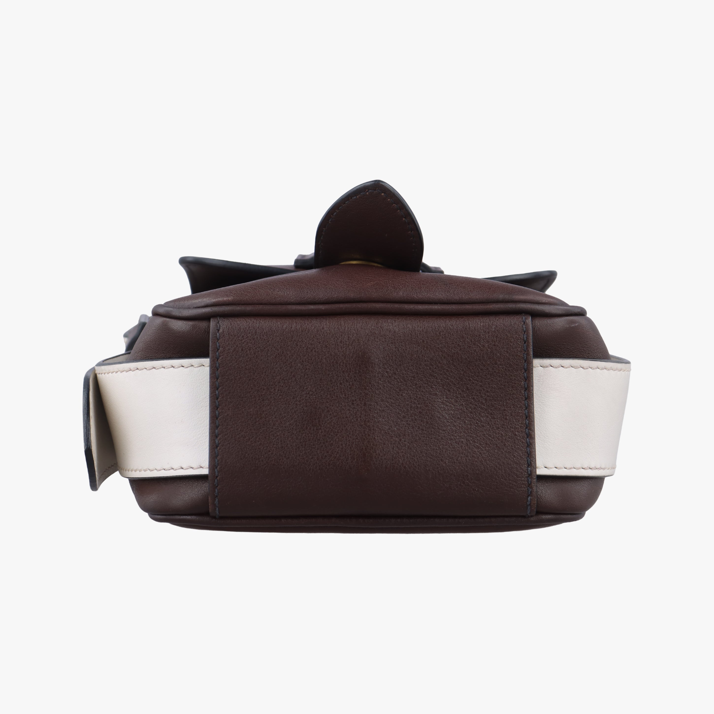 Secondhand Prada Vitello Daino Messenger Brown leather  shoulderbag | stylenewstar