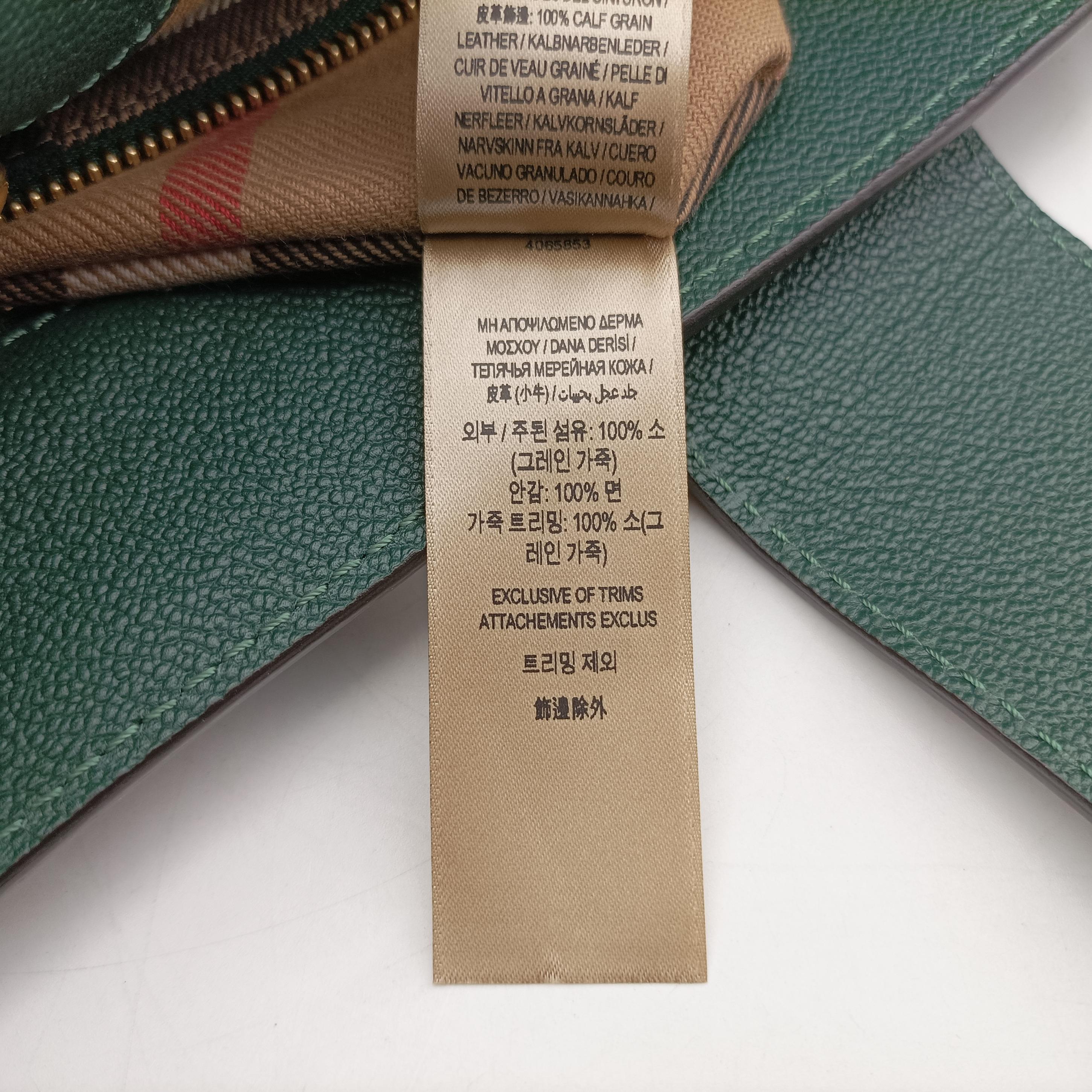 Pre-owned Burberry Buckle Green Leather  shoulderbag | stylenewstar