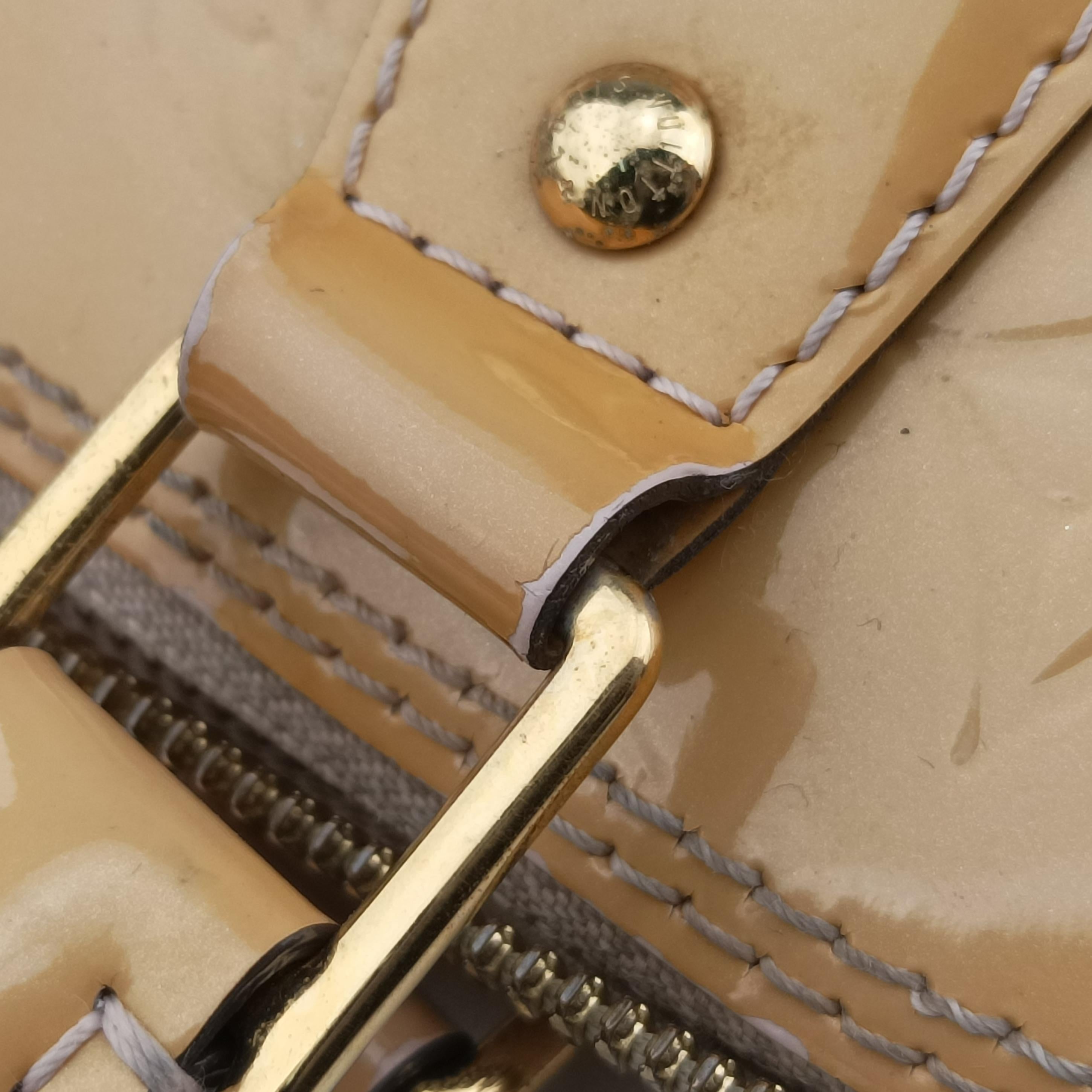 Secondhand Louis Vuitton ALMA PM CITRINE Vernis M90101 handbag | stylenewstar