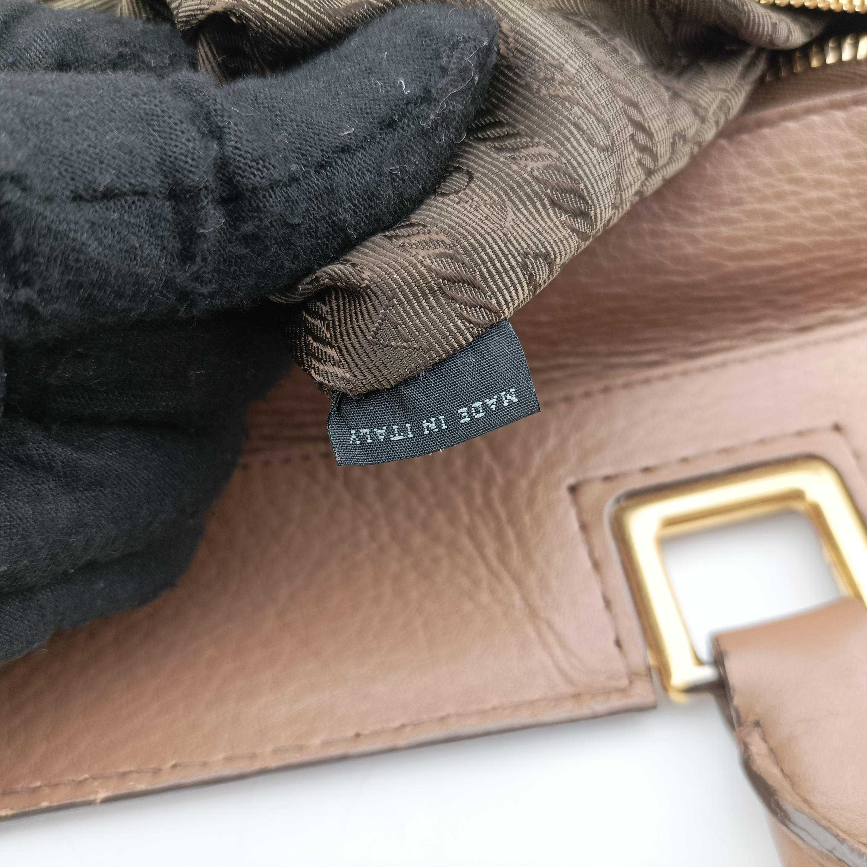 Pre-owned Prada Vitello Daino Satchel Brown Leather  handbag | stylenewstar