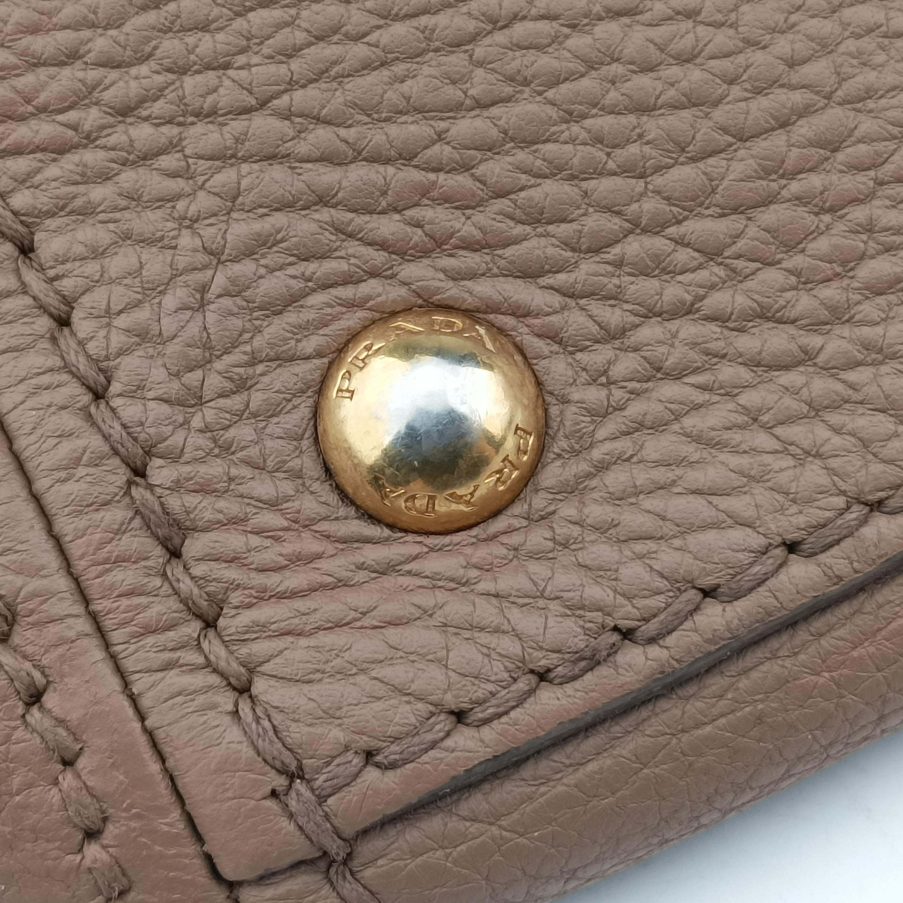Pre-owned Prada Vitello Daino Satchel Brown Leather  handbag | stylenewstar