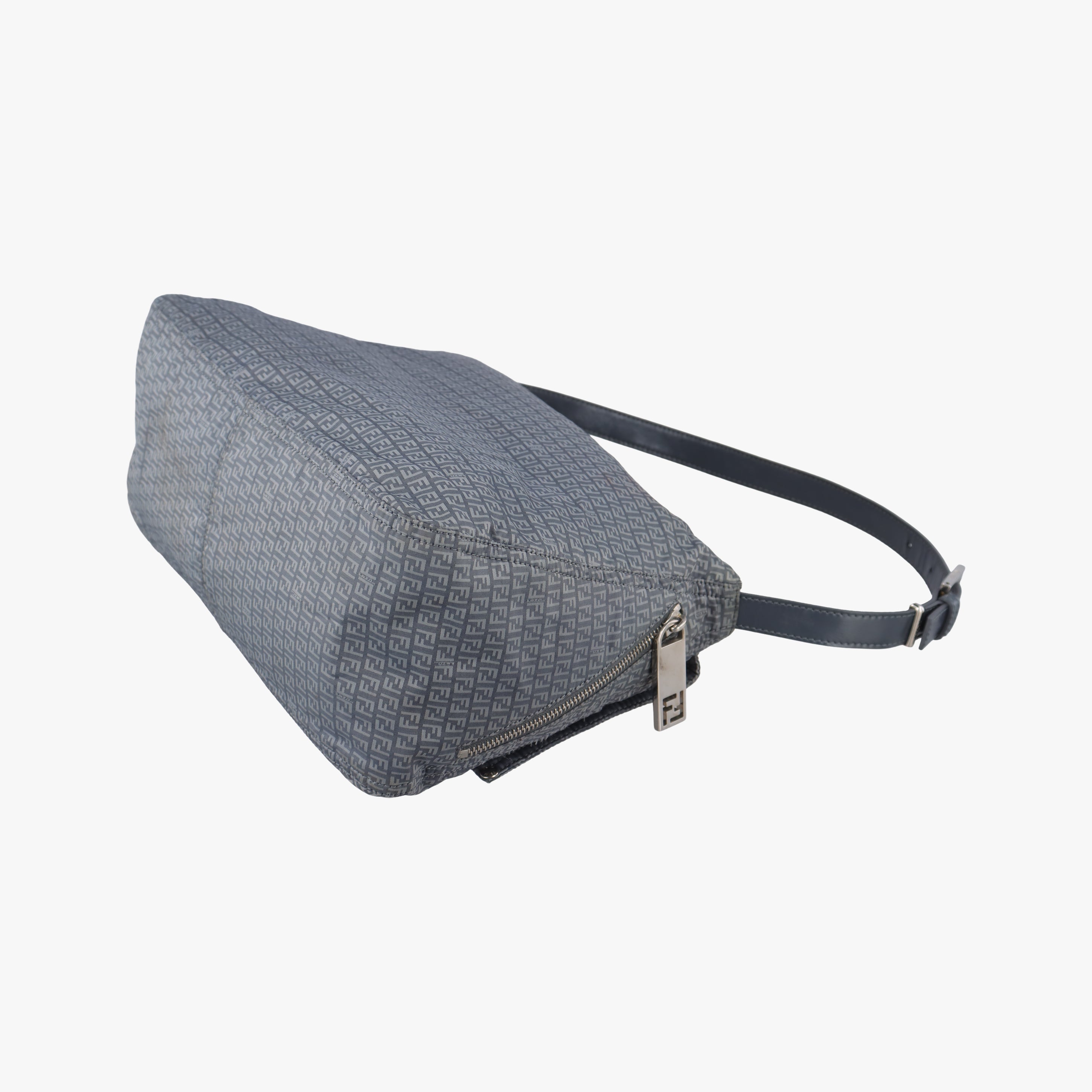 Vintage Fendi Baguette Zucchino Gray×Multicolour canvas 8BH626 shoulderbag | stylenewstar