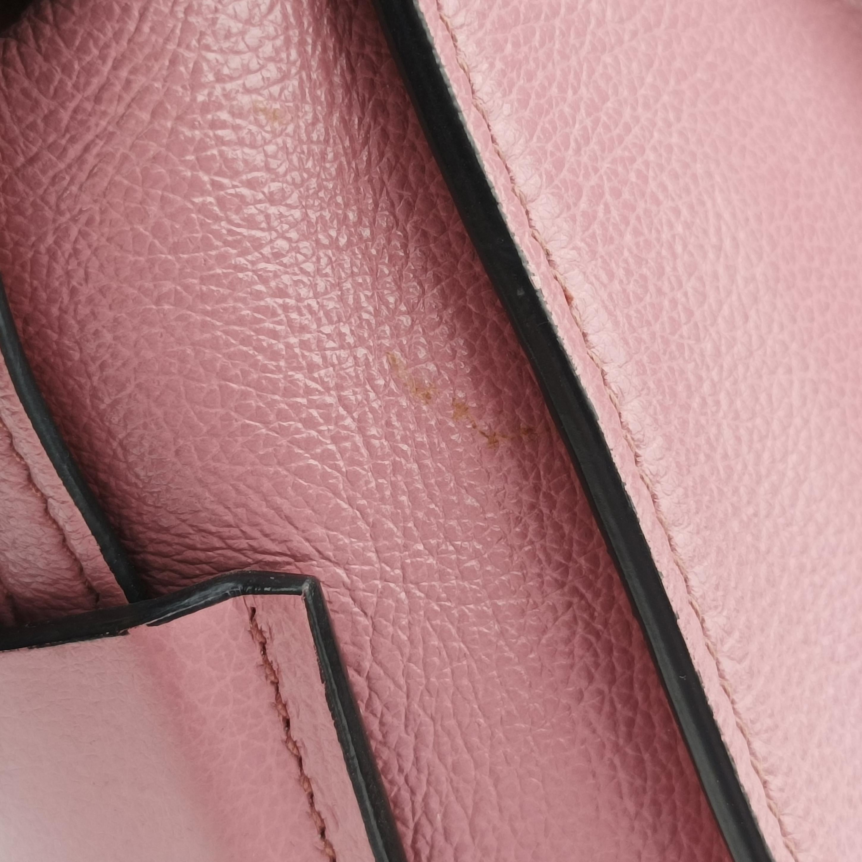 Secondhand Prada logo Pink leather 1BA164 shoulderbag | stylenewstar